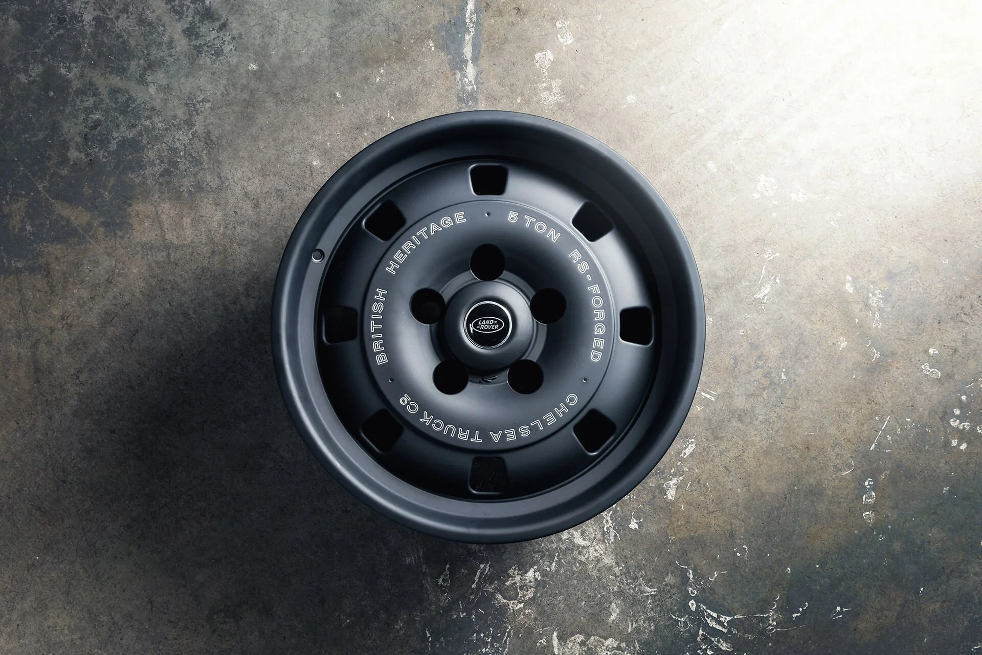 Land Rover Defender (2020 Onwards) RS-Forged Alloy Wheels - British Heritage - Image 3