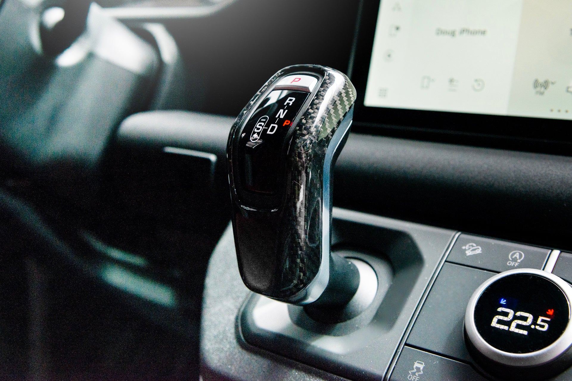 Land Rover Defender (2020 Onwards) Carbon Fibre Gear Shift Trim - Image 2
