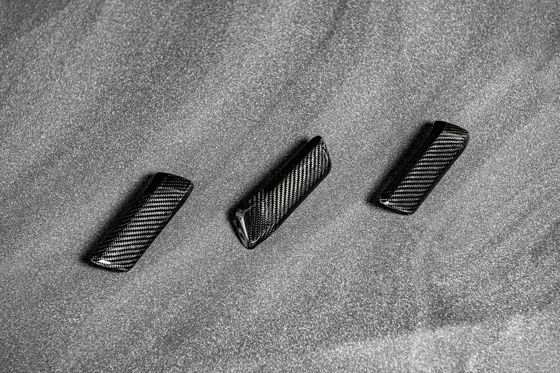 LAND ROVER DEFENDER (2020 Onwards) CARBON INTERIOR TRIM KIT - Image 10