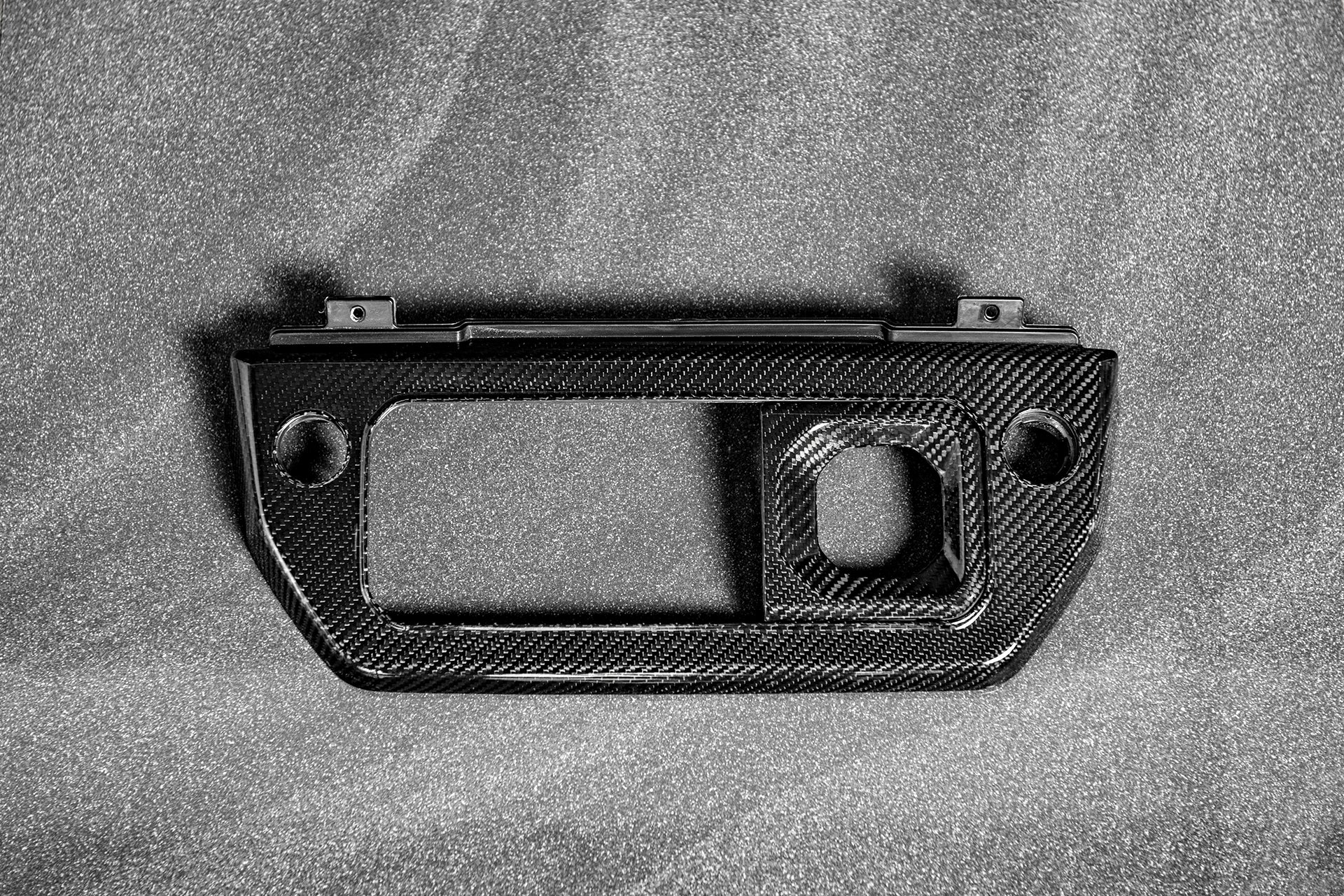 LAND ROVER DEFENDER (2020 Onwards) CARBON INTERIOR TRIM KIT - Image 5