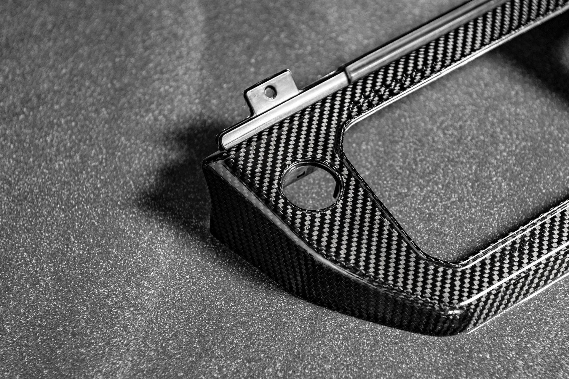 LAND ROVER DEFENDER (2020 Onwards) CARBON INTERIOR TRIM KIT - Image 7