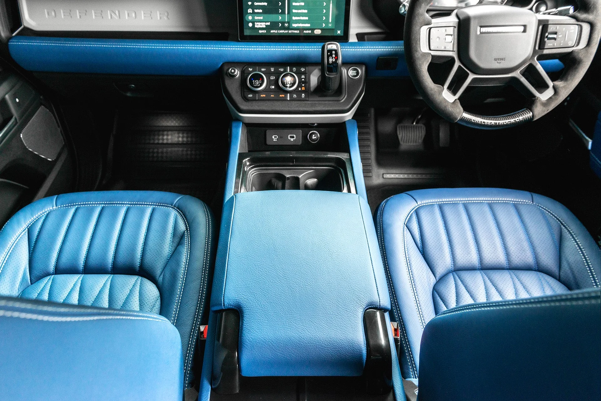 Land Rover Defender (2020 Onwards) Centre Console With Armrest - Image 3