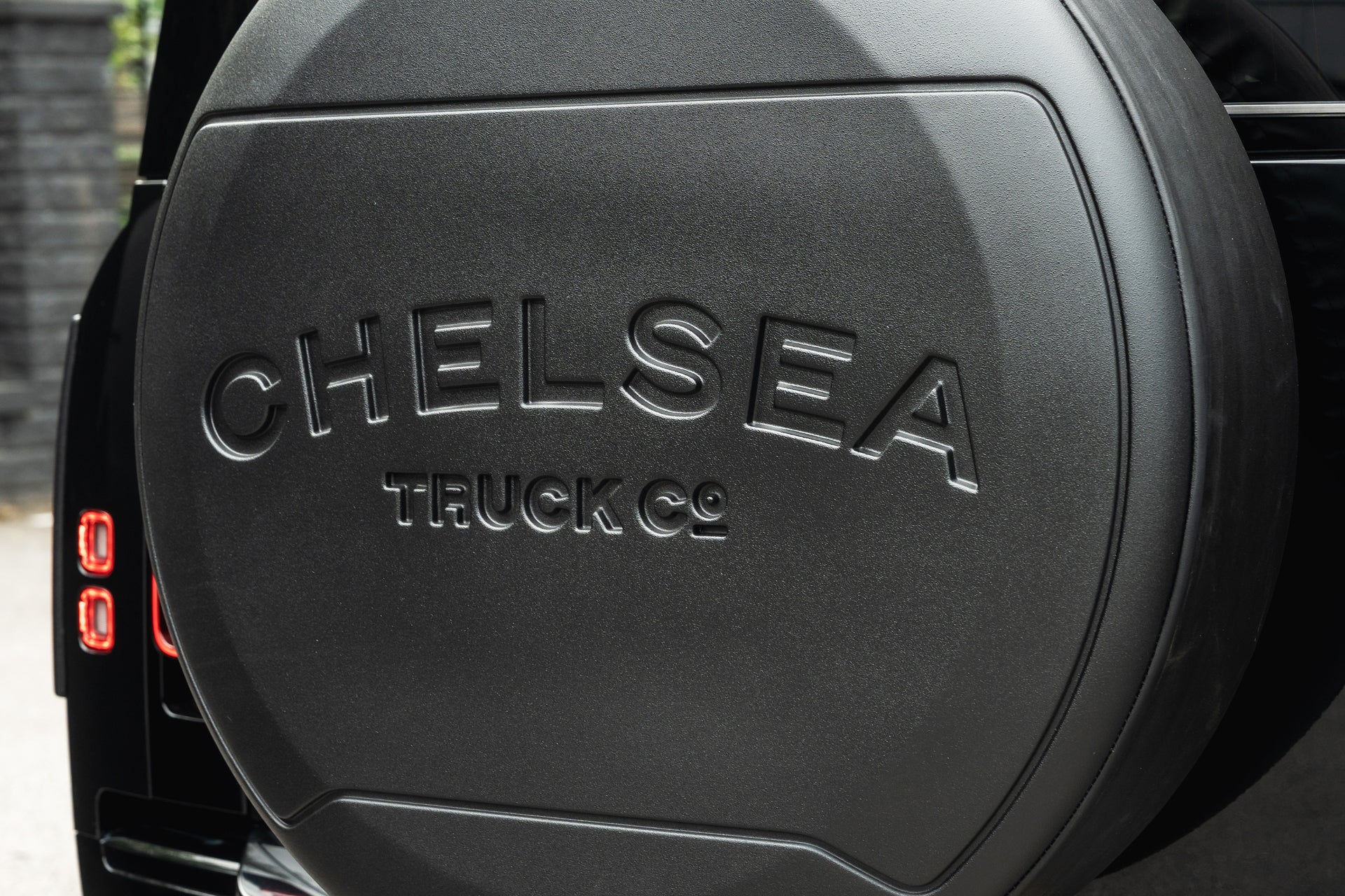 Land Rover Defender 2020 Onwards Spare Wheel Cover - Image 13