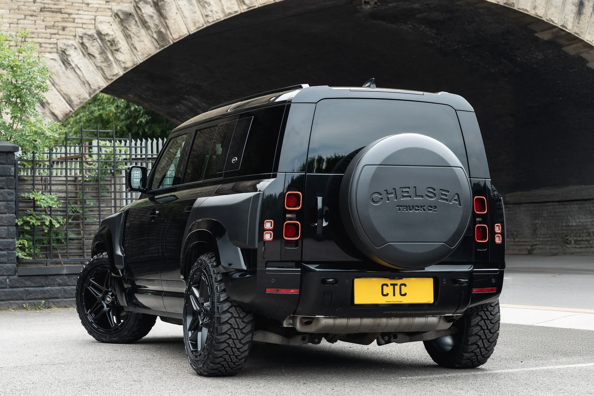 Land Rover Defender 2020 Onwards Spare Wheel Cover - Image 4