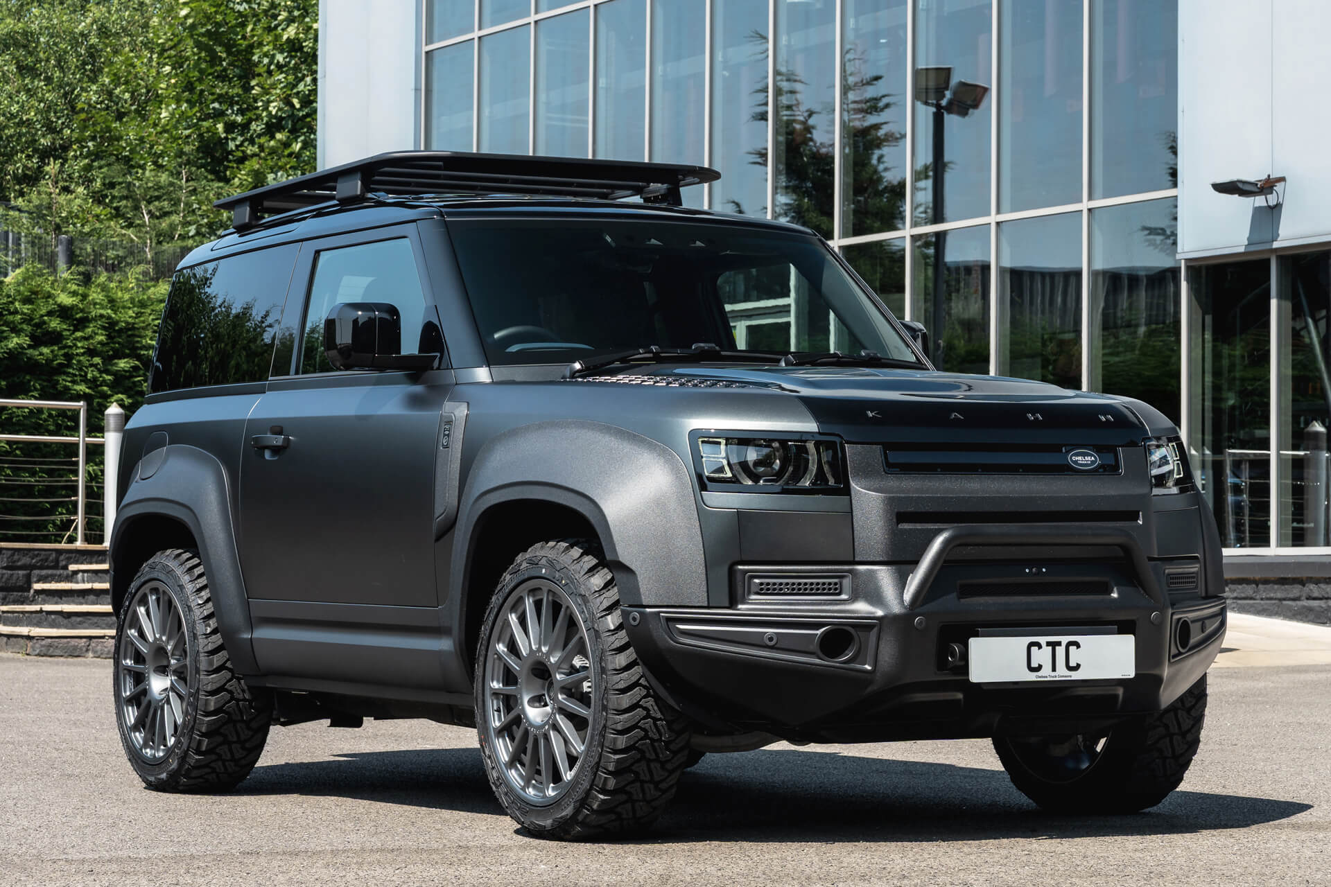 Land Rover Defender (2020 Onwards) Expedition Front Bumper with Intergrated A Bar - Image 10
