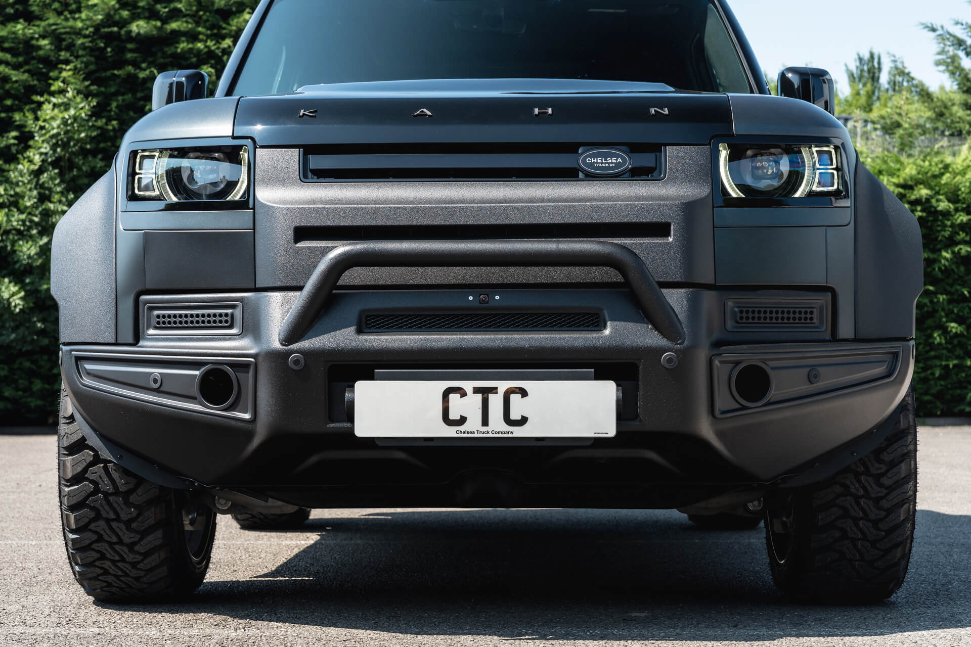 Land Rover Defender (2020 Onwards) Expedition Front Bumper with Intergrated A Bar - Image 12
