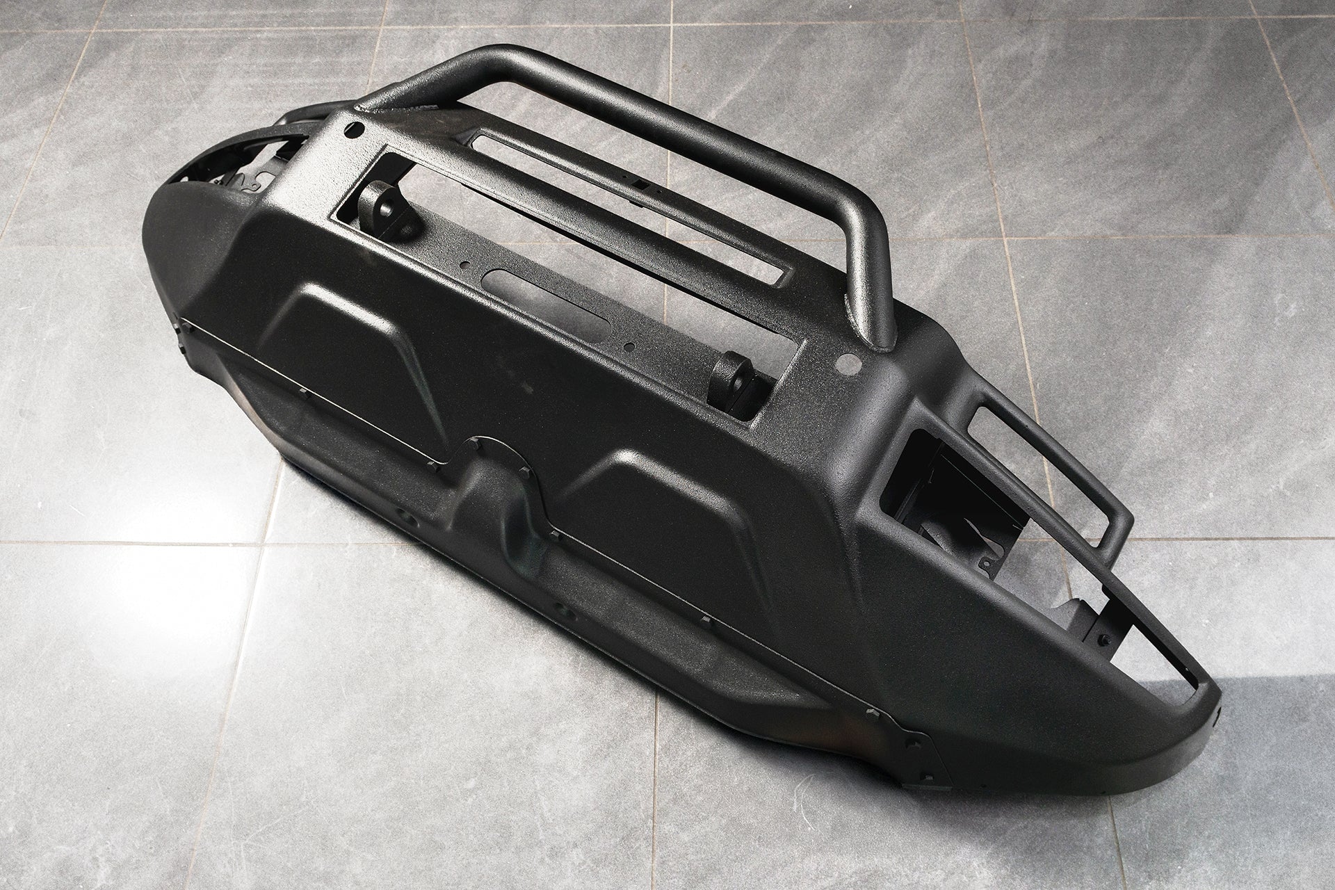 Land Rover Defender (2020 Onwards) Expedition Front Bumper with Intergrated A Bar - Image 8