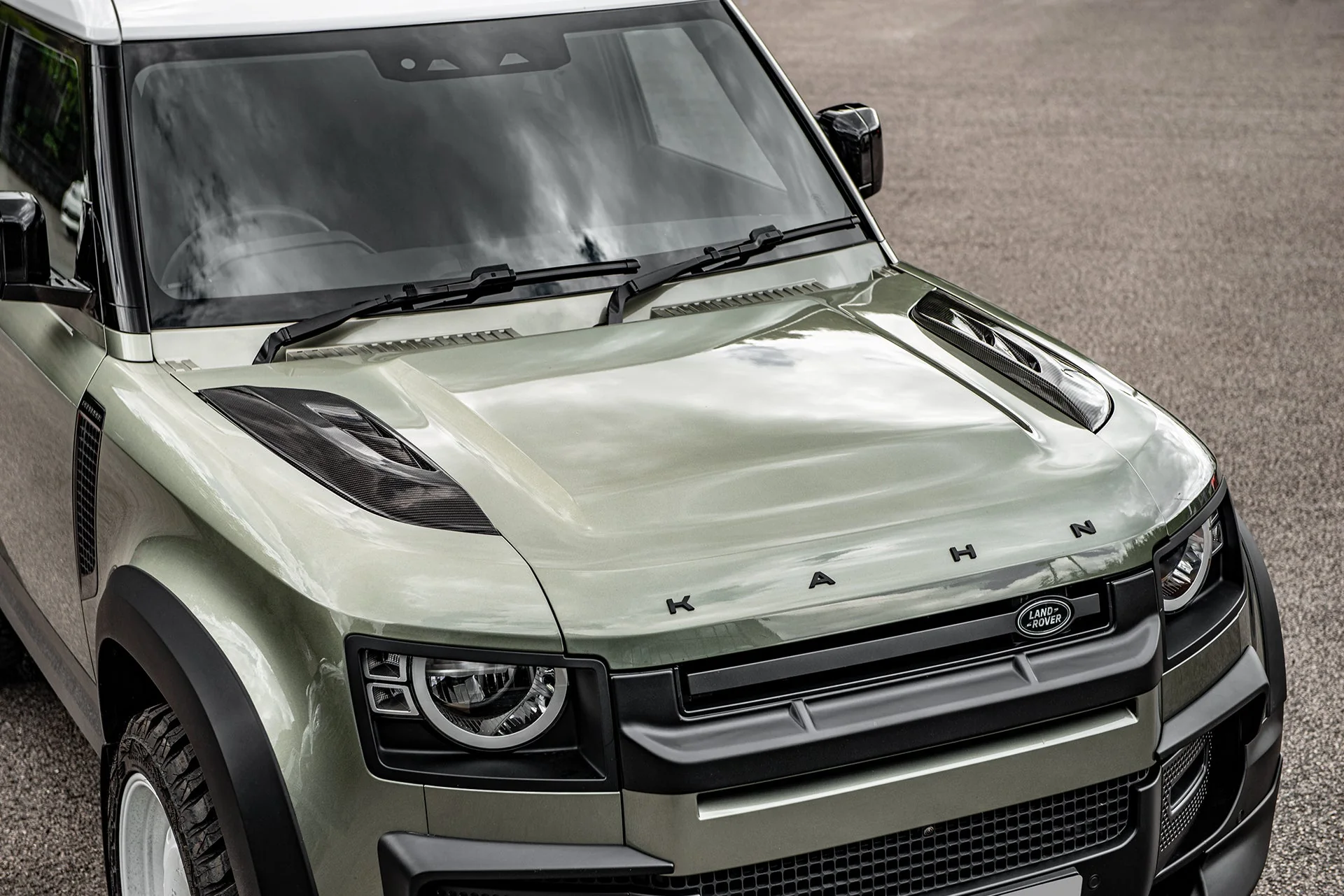 Land Rover Defender (2020 Onwards) Exposed Carbon Bonnet Side Vents - Image 11