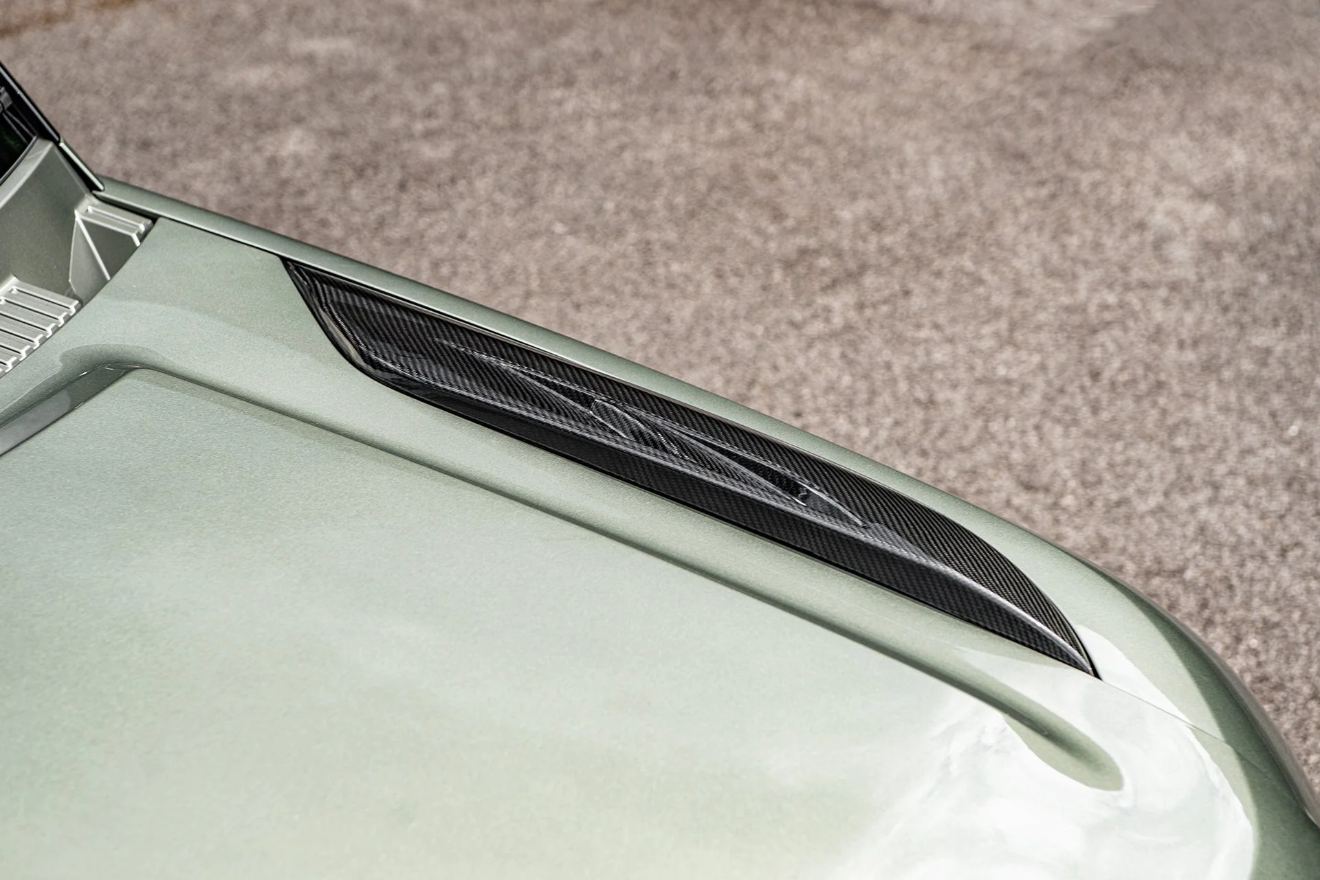 Land Rover Defender (2020 Onwards) Exposed Carbon Bonnet Side Vents - Image 18
