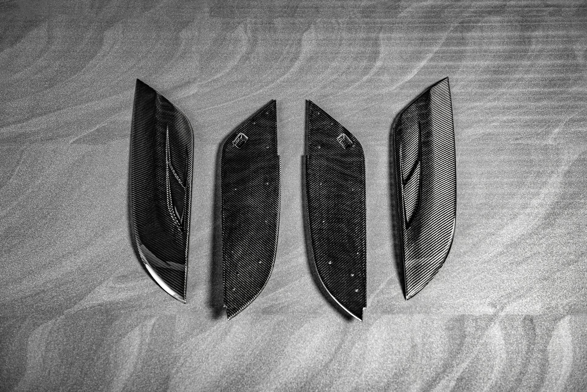 Land Rover Defender (2020 Onwards) Exposed Carbon Bonnet Side Vents - Image 8