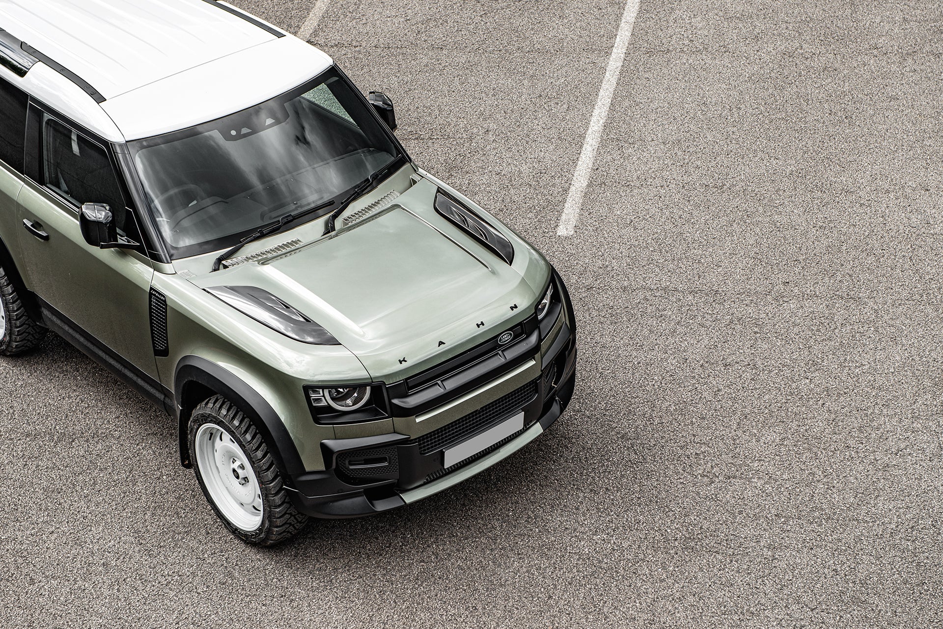 Land Rover Defender (2020 Onwards) Exposed Carbon Bonnet Side Vents - Image 9