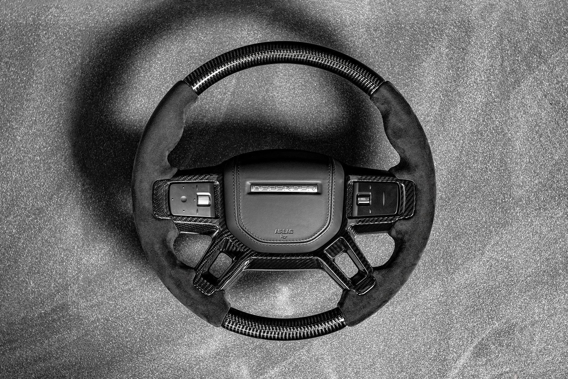 Land Rover Defender (2020 Onwards) Full Carbon Steering Wheel