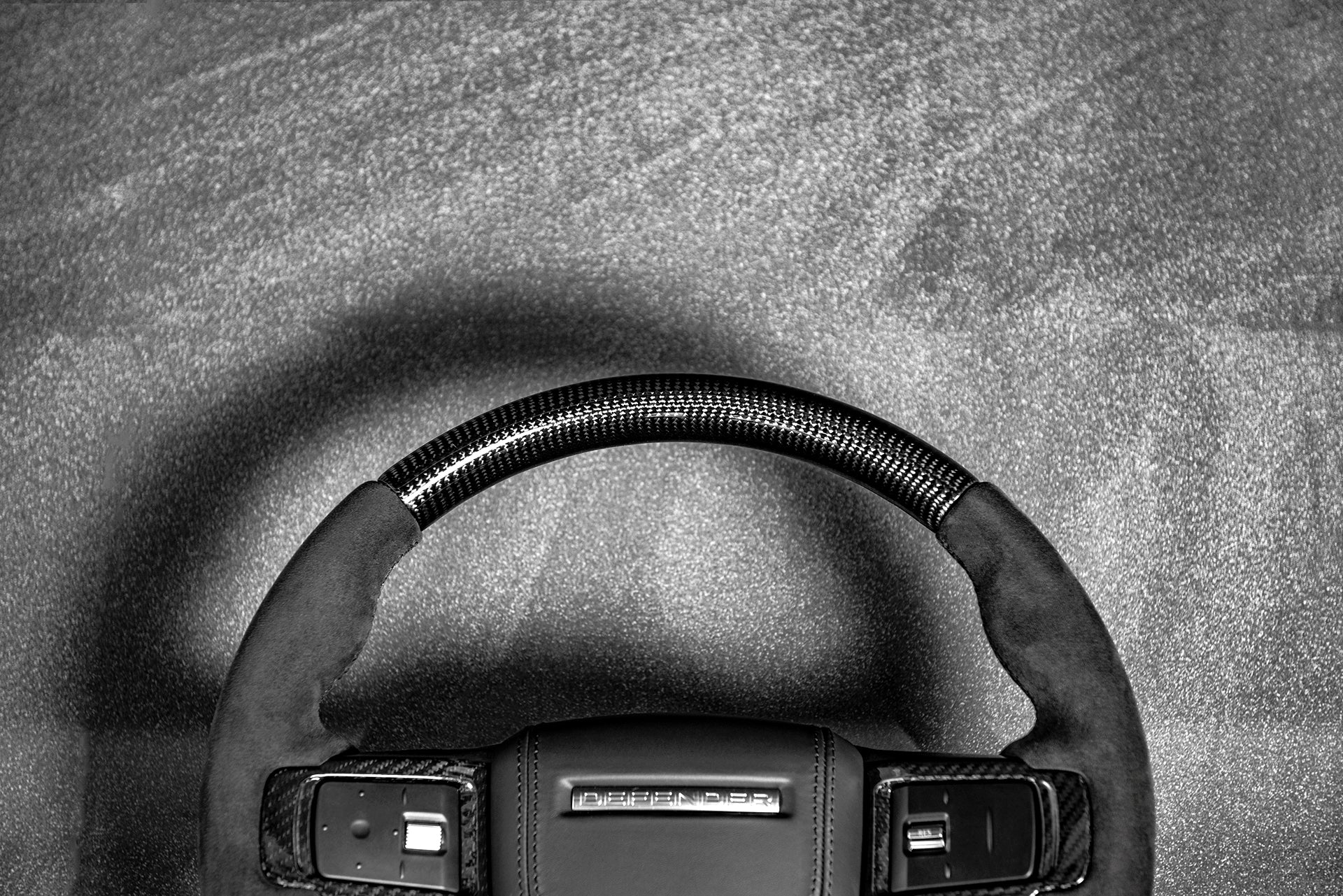 Land Rover Defender (2020 Onwards) Chelsea Truck Company Full Carbon Steering Wheel - Image 12
