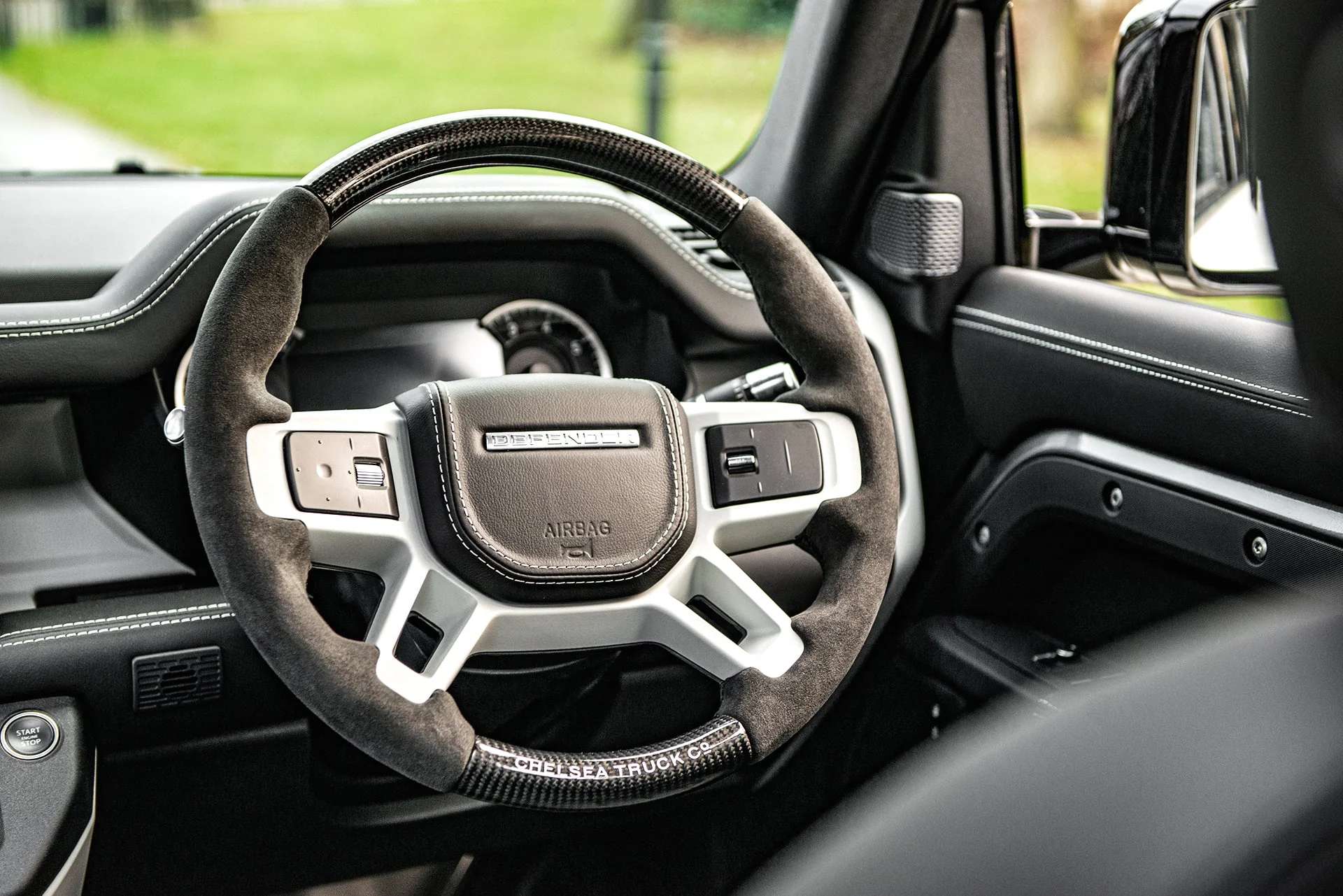 Land Rover Defender (2020 Onwards) Chelsea Truck Company Full Carbon Steering Wheel - Image 14