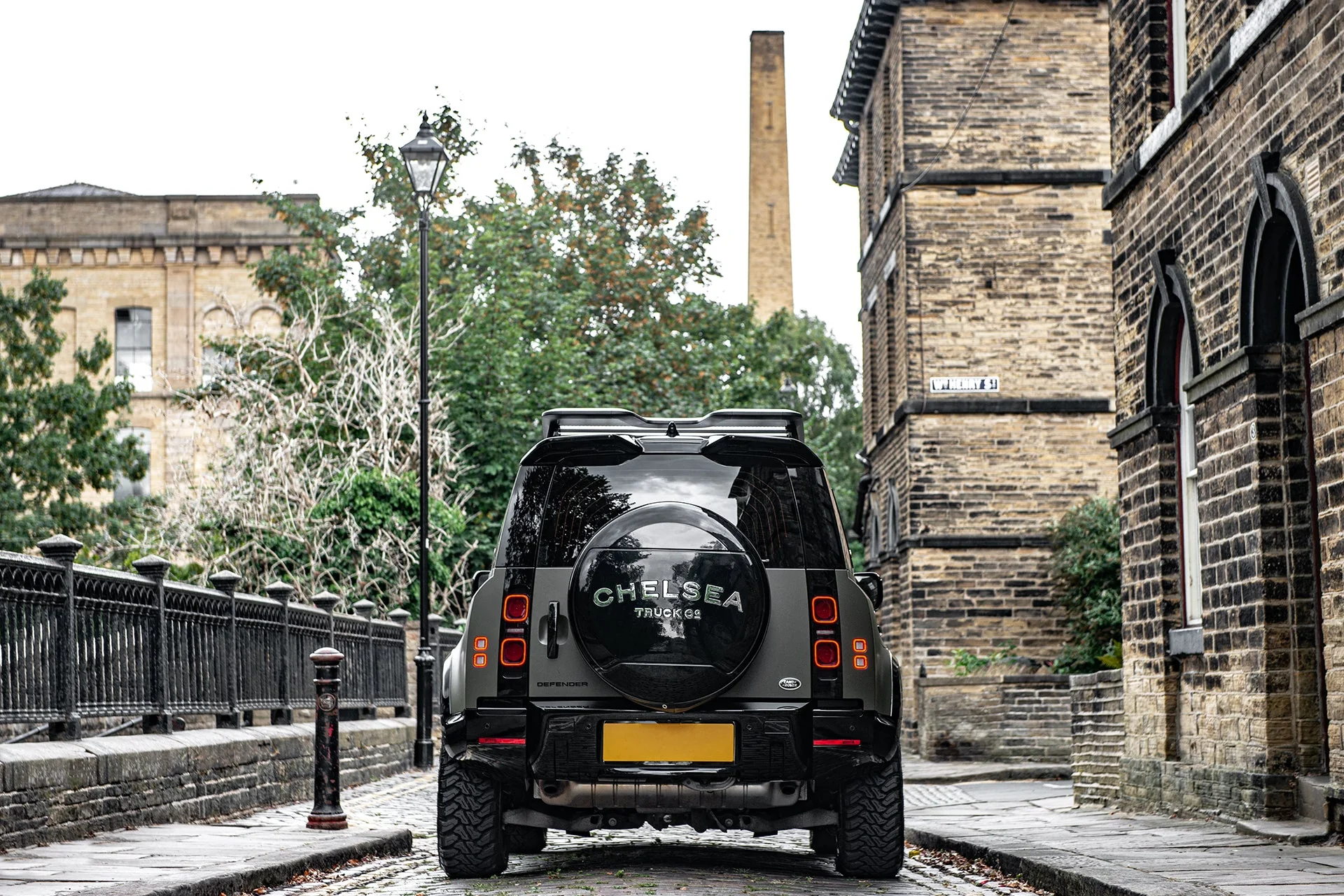 Land Rover Defender (2020 Onwards) Large Rear Roof Wing - Image 30