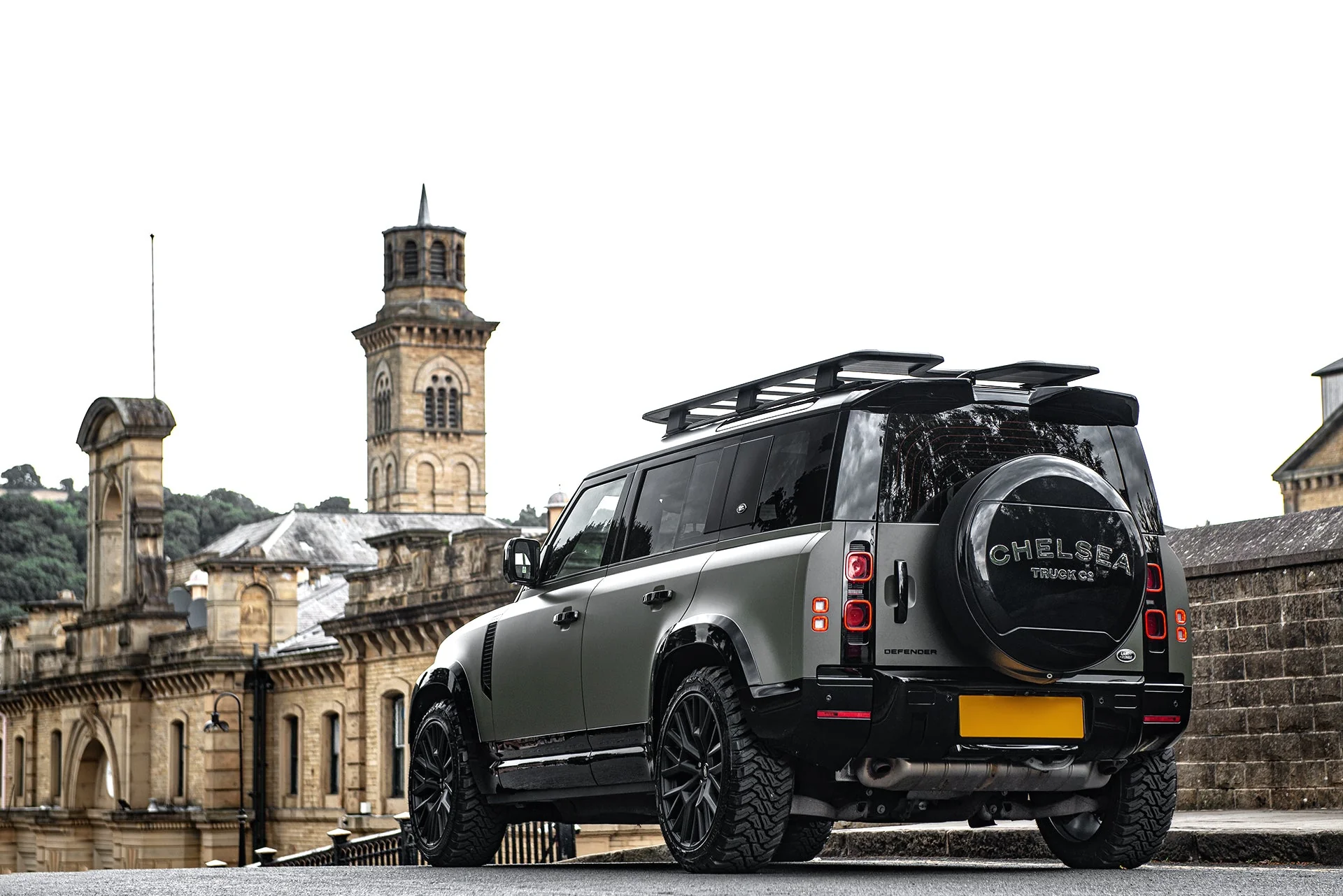 Land Rover Defender (2020 Onwards) Large Rear Roof Wing - Image 34