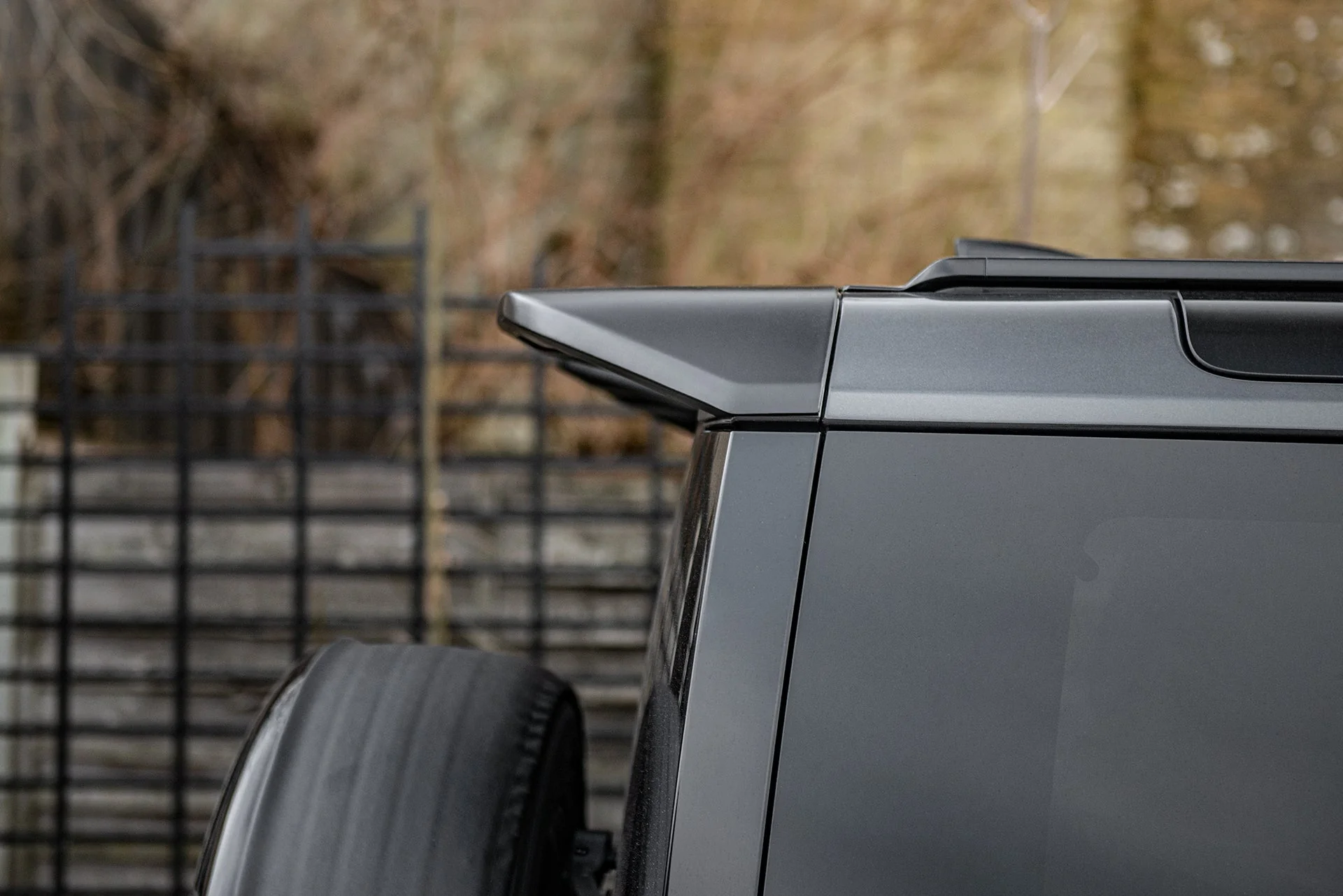 Land Rover Defender (2020 Onwards) Large Rear Roof Wing - Image 9