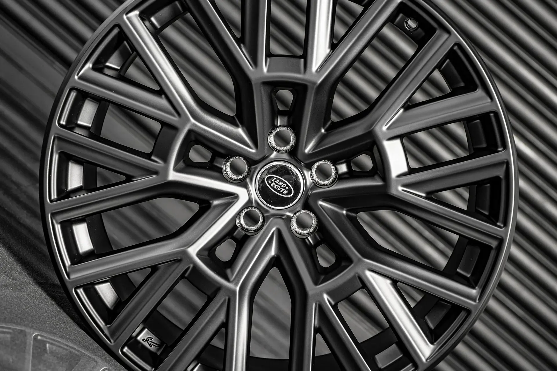 Land Rover Defender (2020 Onwards) Alloy Wheels - RS 3.0 - Image 18