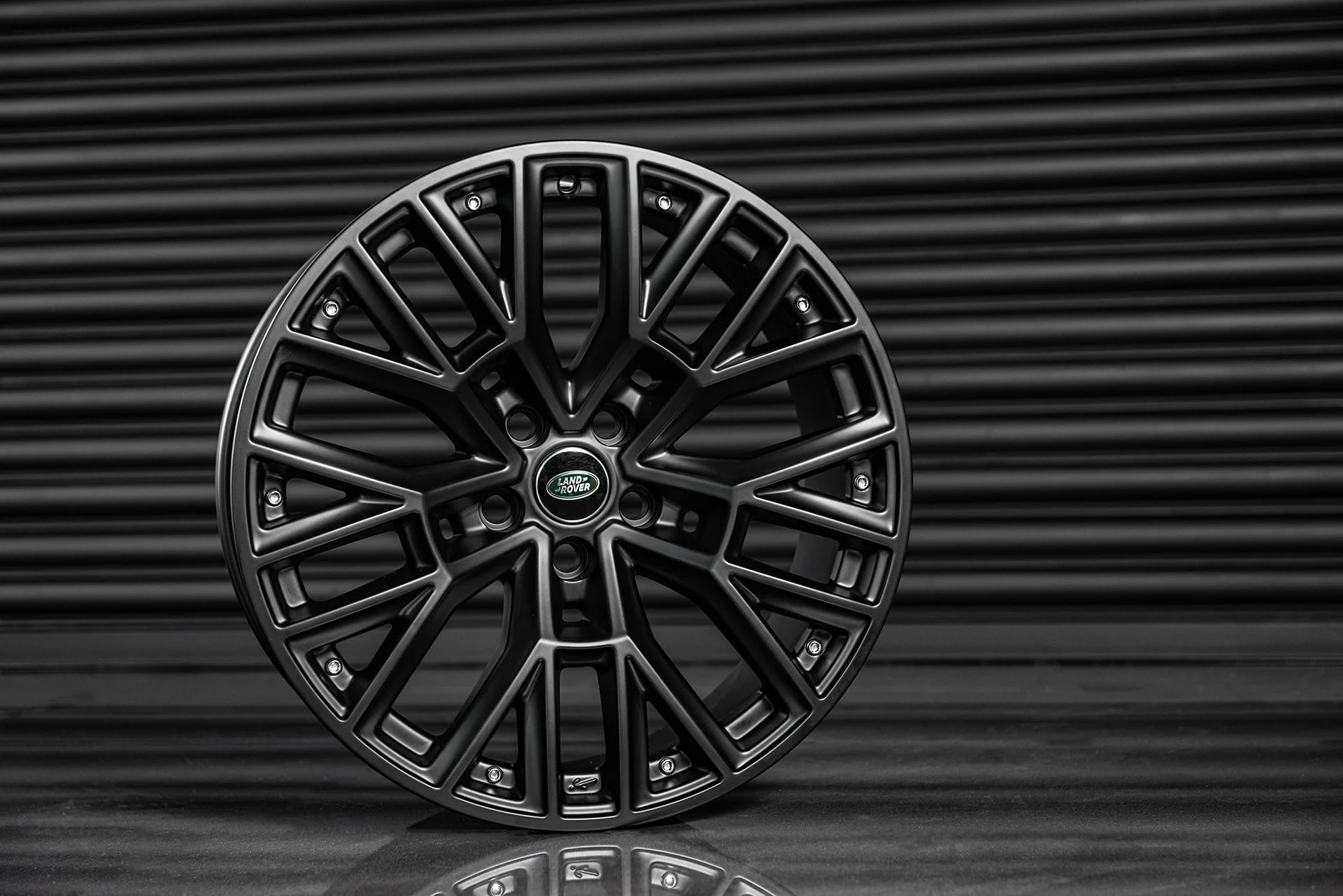Land Rover Defender (2020 Onwards) Alloy Wheels - RS 3.0 - Image 21