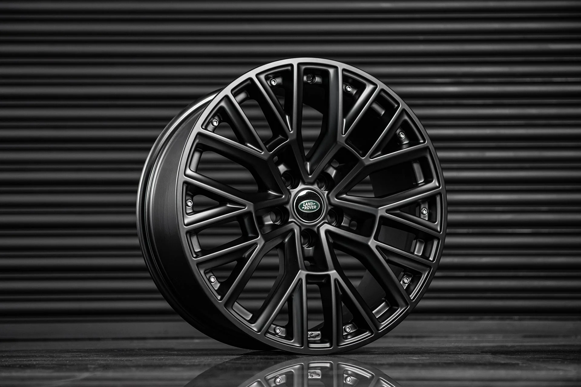 Land Rover Defender (2020 Onwards) Alloy Wheels - RS 3.0 - Image 24