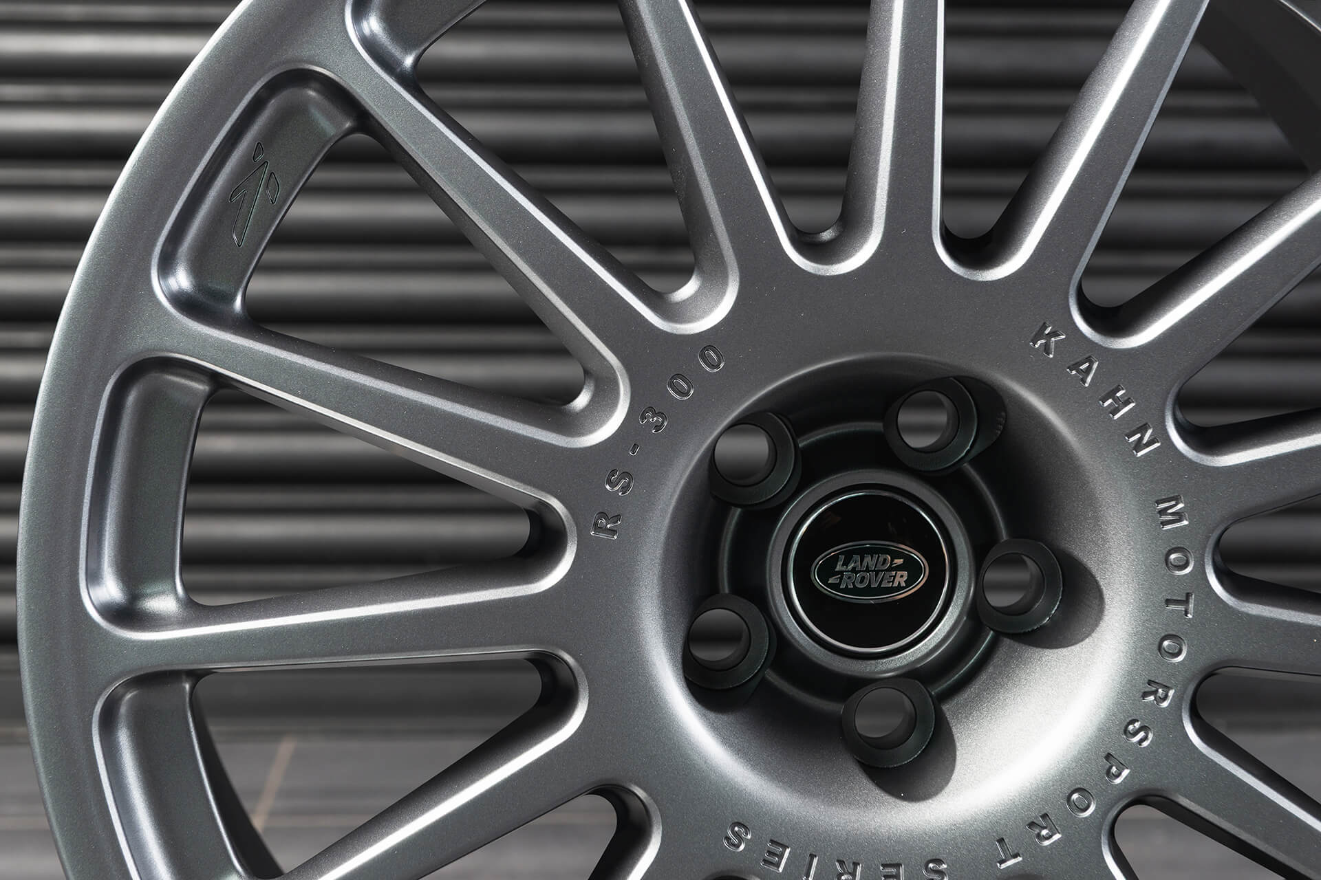 Land Rover Defender (2020 Onwards) Forged Alloy Wheels - RS 300 - Image 9