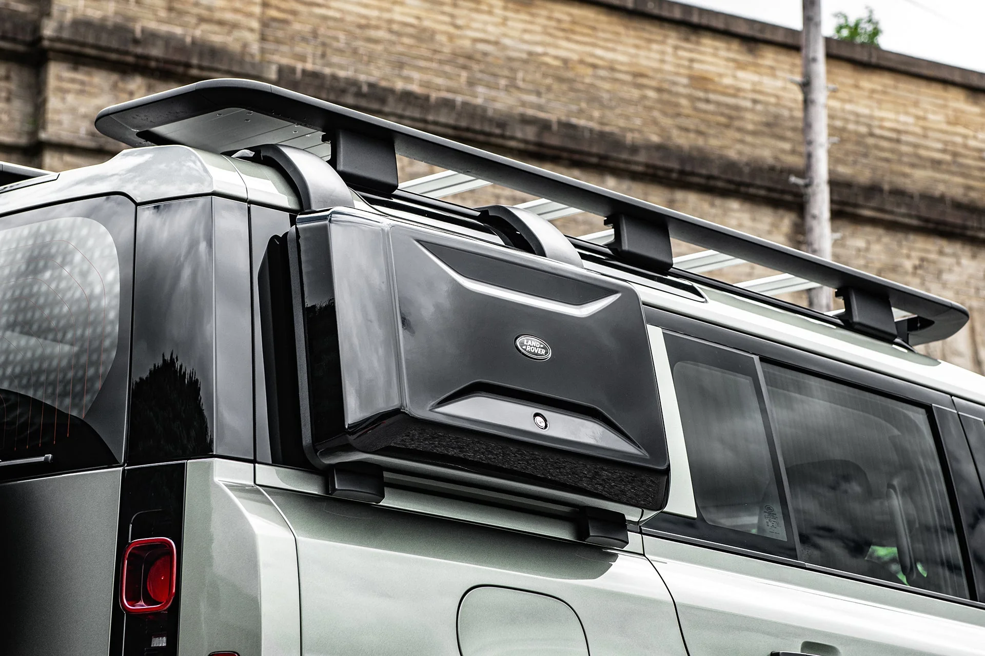 Land Rover Defender (2020 Onwards) Side-mounted Storage Box - Image 9