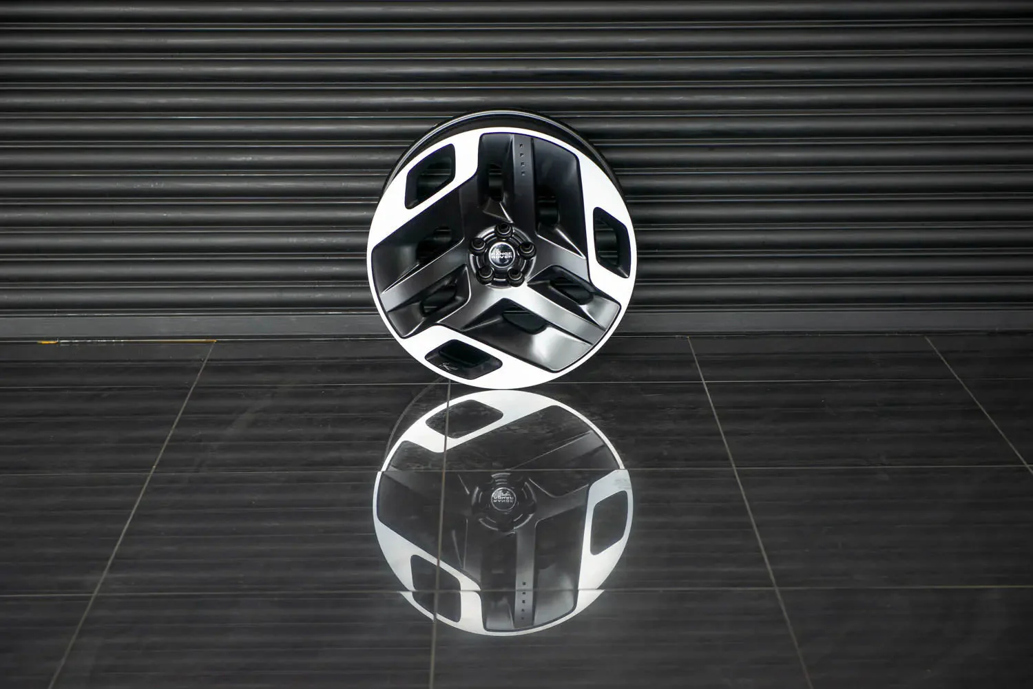 Land Rover Defender (2020 Onwards) Forged Alloy Wheels - Type 33 - Image 10