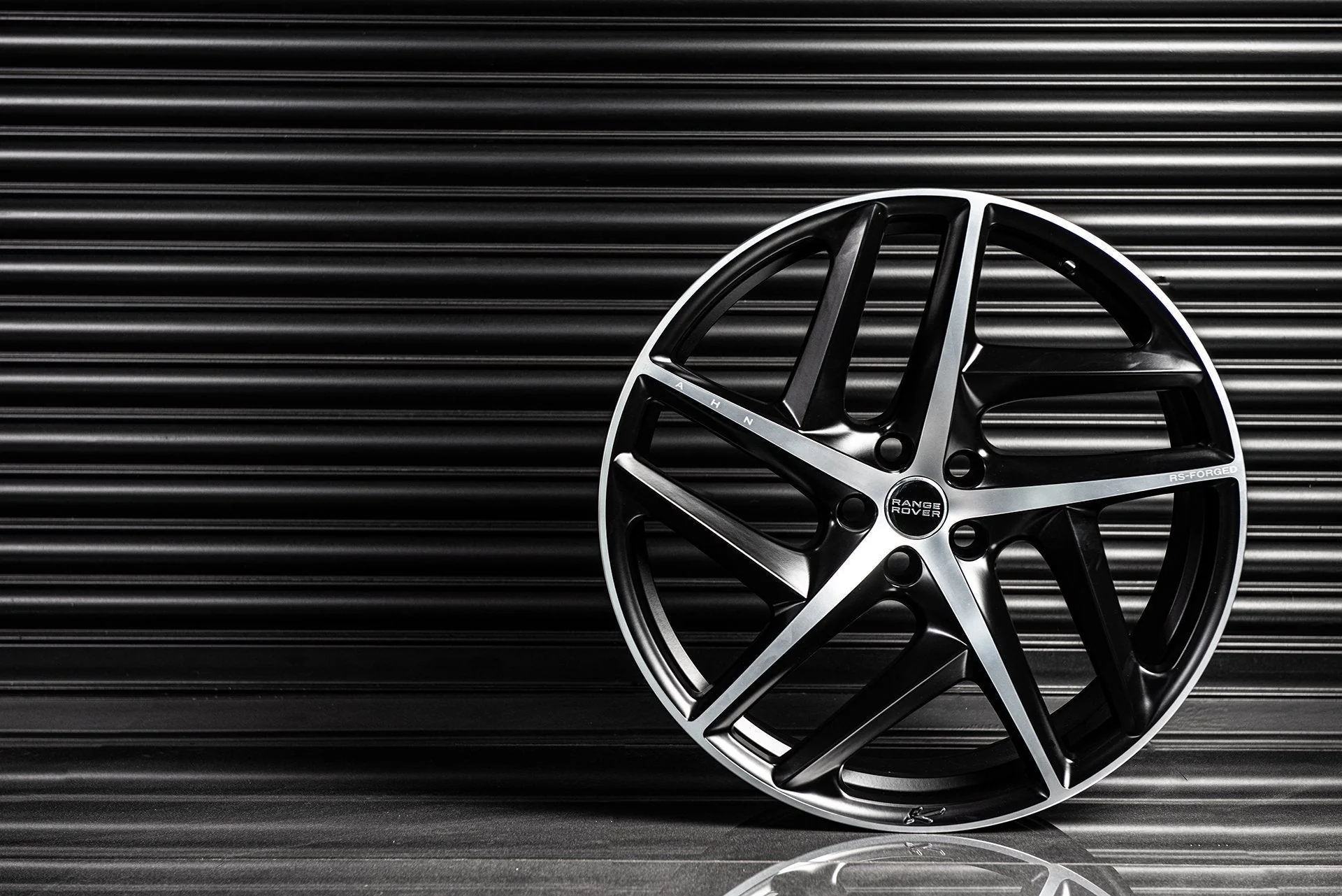 Land Rover Defender (2020 Onwards) RS-Forged Alloy Wheels - Type 52 - Image 25