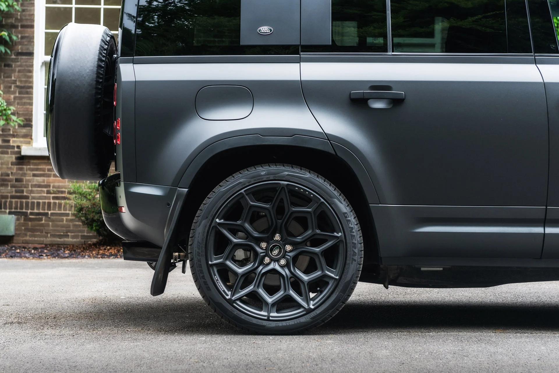 Land Rover Defender (2020 Onwards) RS-Forged Alloy Wheels - Type 57 - Image 19