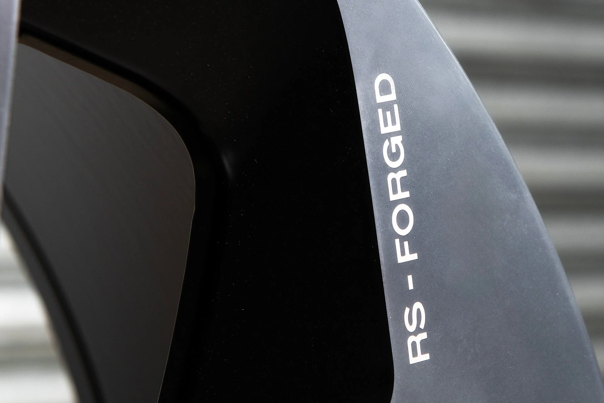 Land Rover Defender (2020 Onwards) RS-Forged Alloy Wheels - Type 60 - Image 9