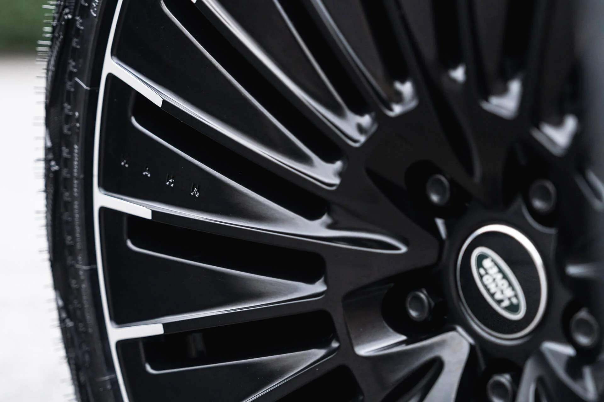 Land Rover Defender (2020 Onwards) RS-Forged Alloy Wheels - Type 63 Turbine - Image 25