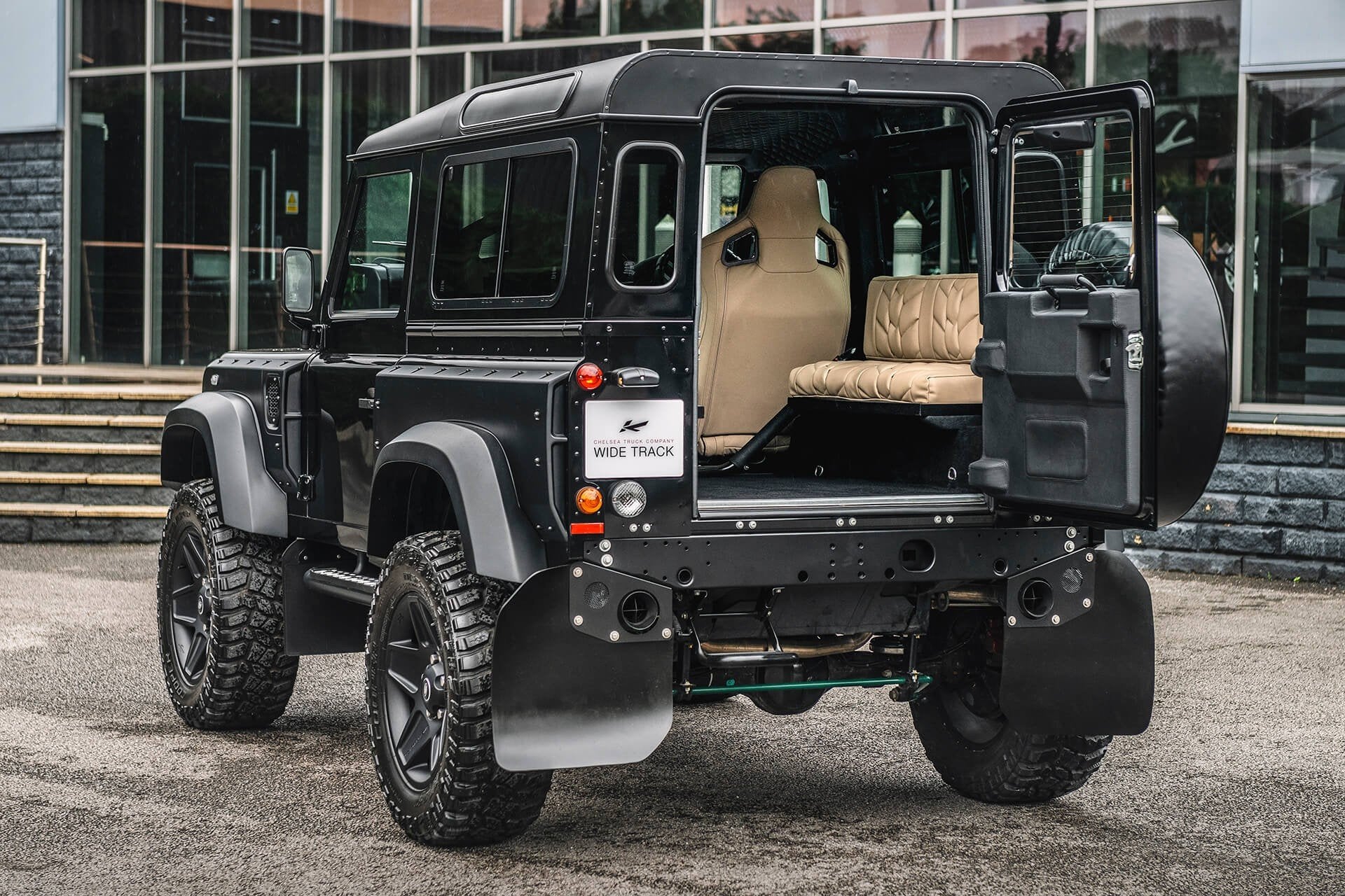 Land Rover Defender 90 (1991-2016) 6 Seat Conversion Sport Leather Interior - Image 6