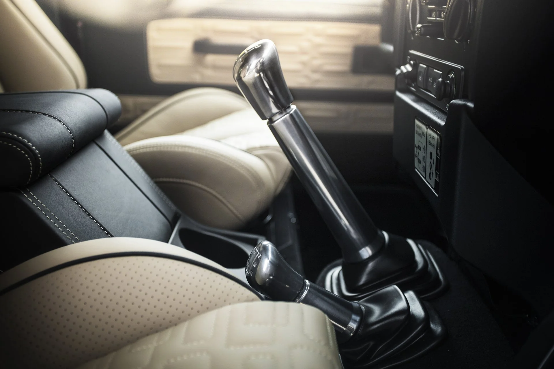Land Rover Defender 90 (1991-2016) Sport Leather Interior - Image 6