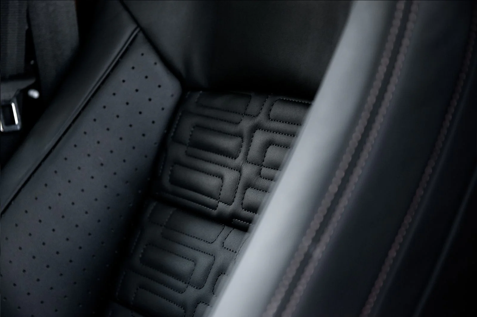 Land Rover Defender 90 (1991-2016) Sport Leather Interior - Image 8