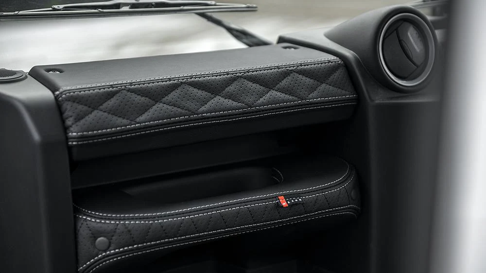 LAND ROVER DEFENDER 90 (1991-2016) PICKUP COMFORT LEATHER INTERIOR - Image 3