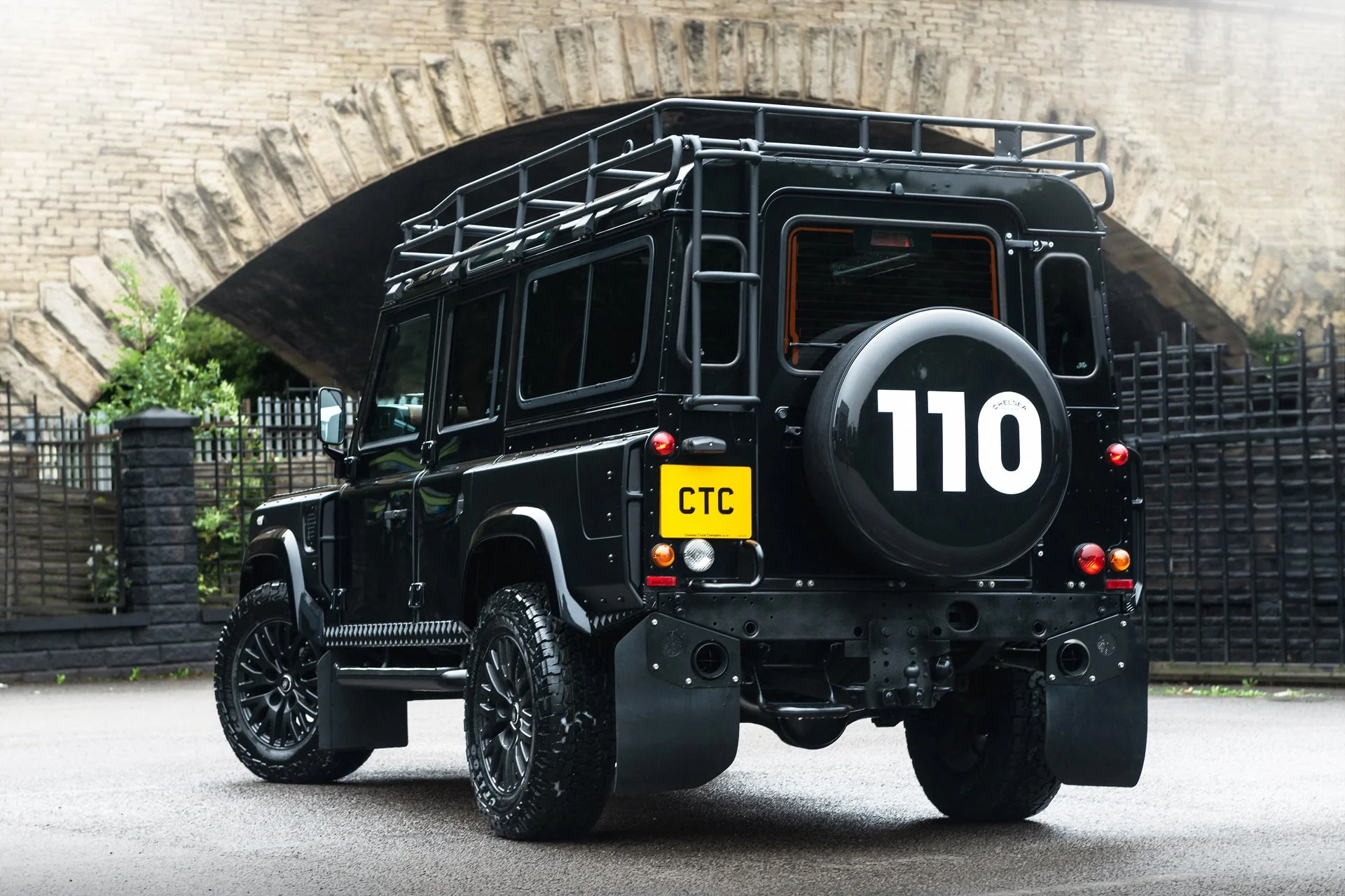 Land Rover Defender 110 (1991-2016) Wide Track Body Kit - Image 31