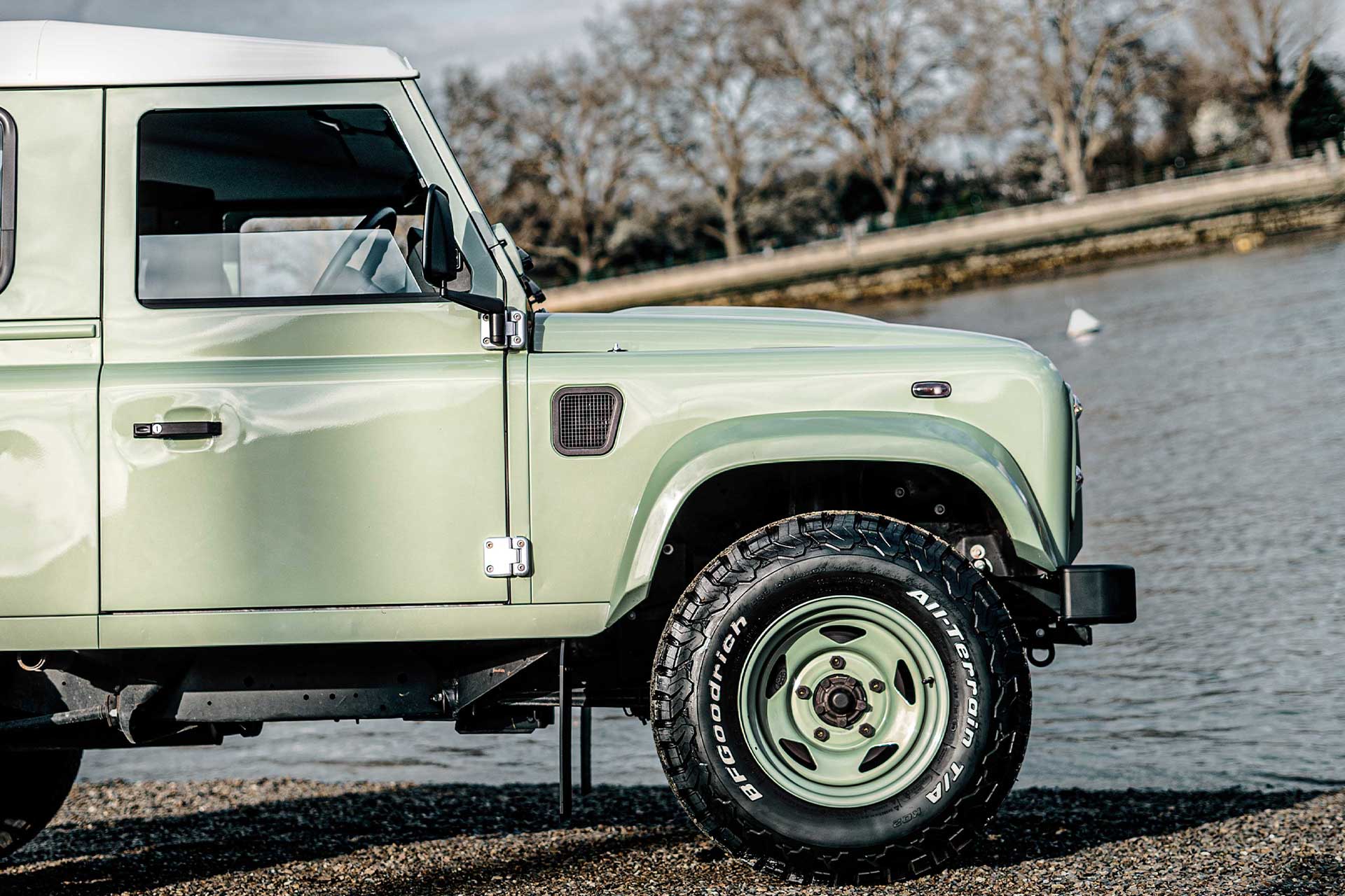 LAND ROVER DEFENDER 90 (1991-2016) WIDE FOREST WHEEL ARCHES - Image 5