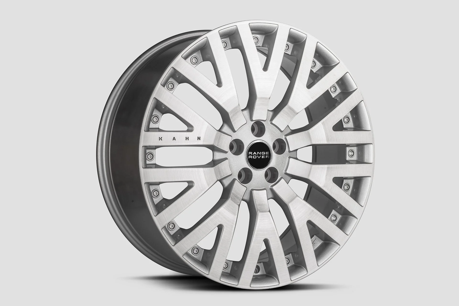 Land Rover Discovery (2017 Onwards) RS-2 Light Alloy Wheels - Image 2