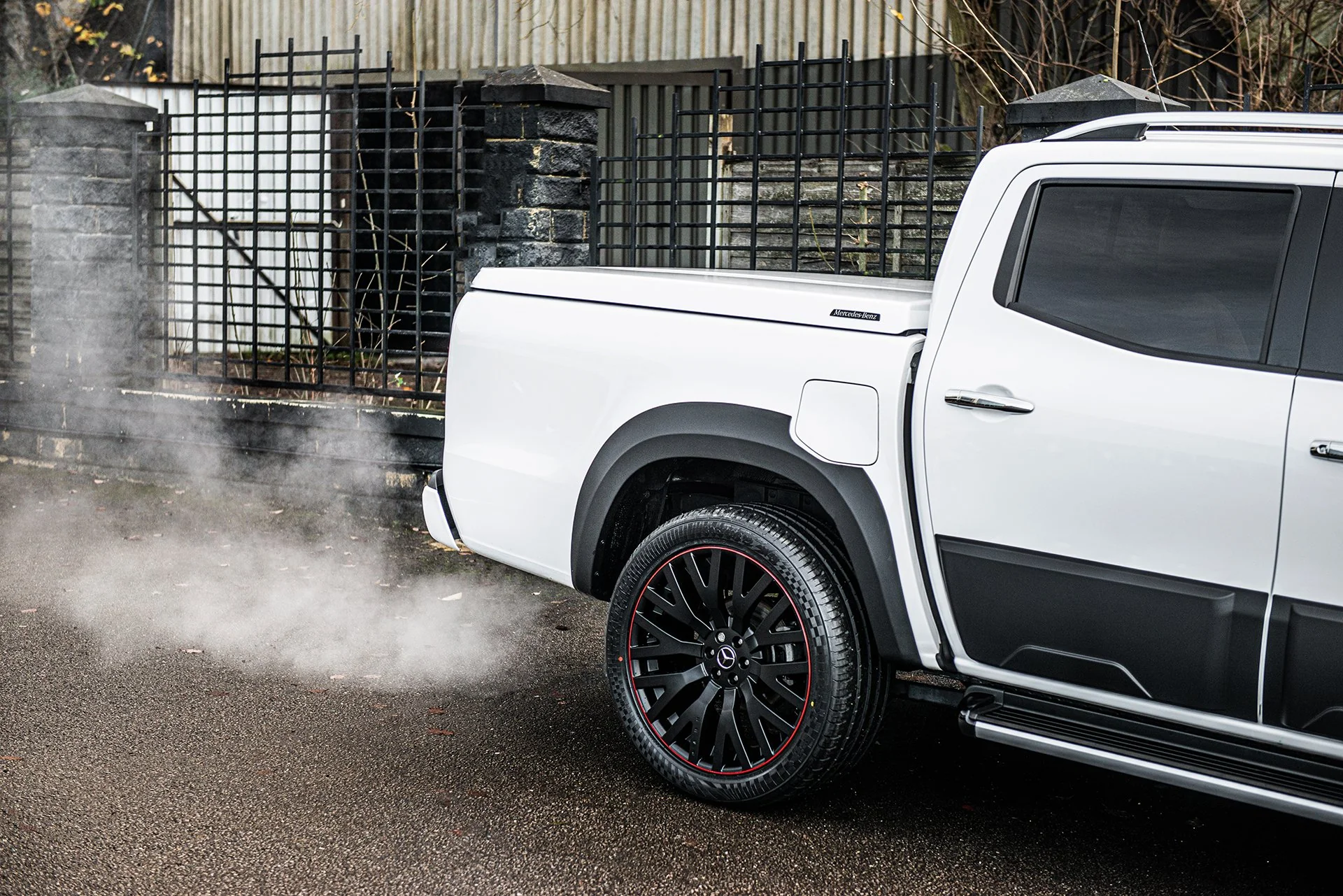 Mercedes X-Class (2019 Onwards) RS Light Alloy Wheels with Red Stripe - Image 26