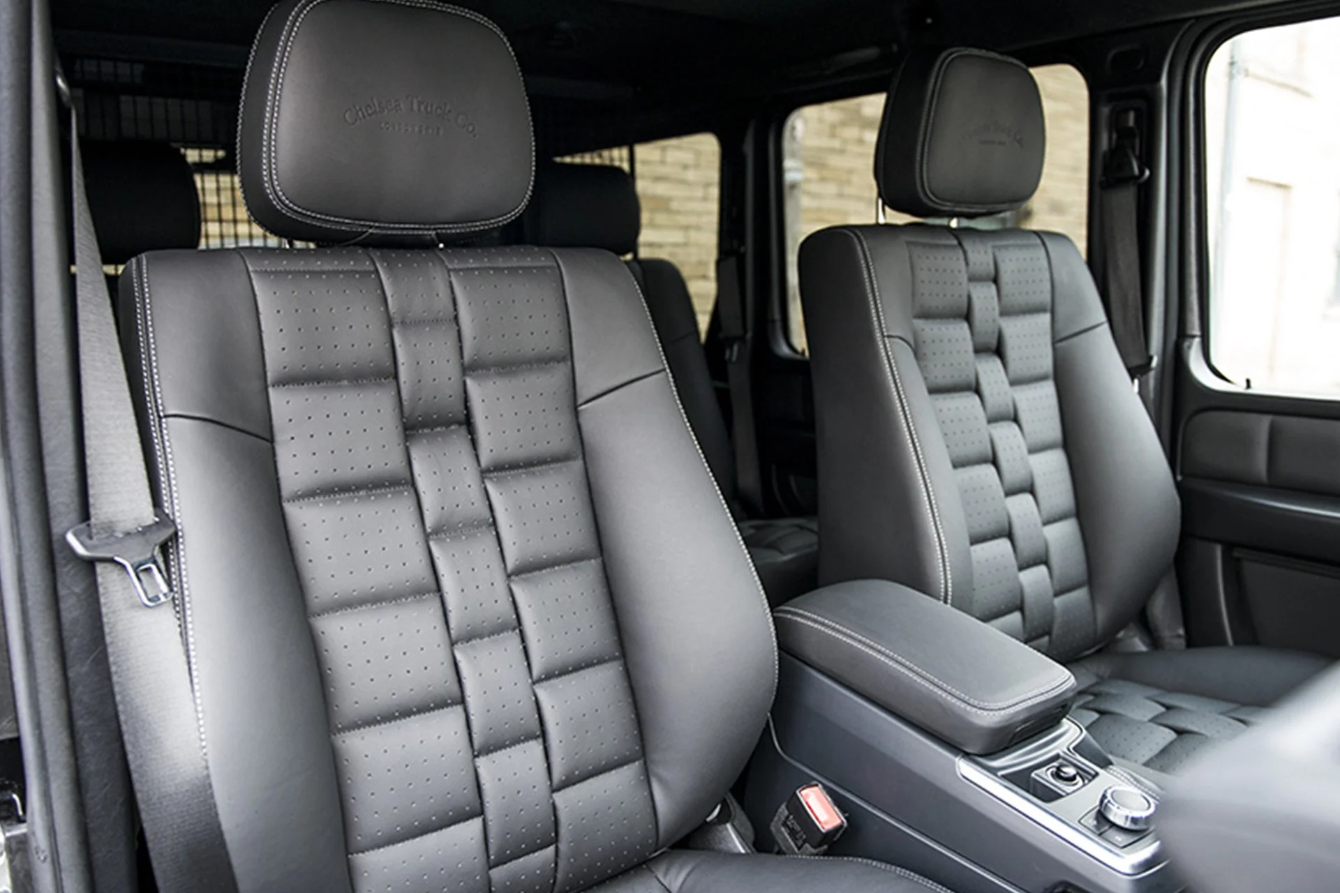 MERCEDES G-WAGON (1990-2018) Leather Interior - Image 3