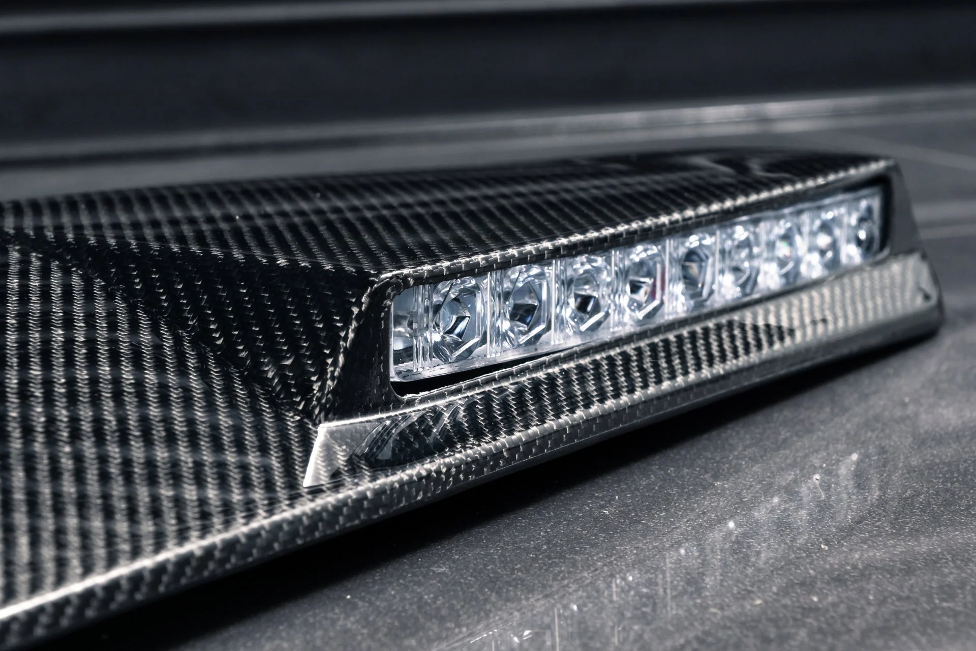MERCEDES G-WAGON (2018 Onwards) G63 AMG Carbon Fibre Front Roof Shield with LED Lights - Image 8