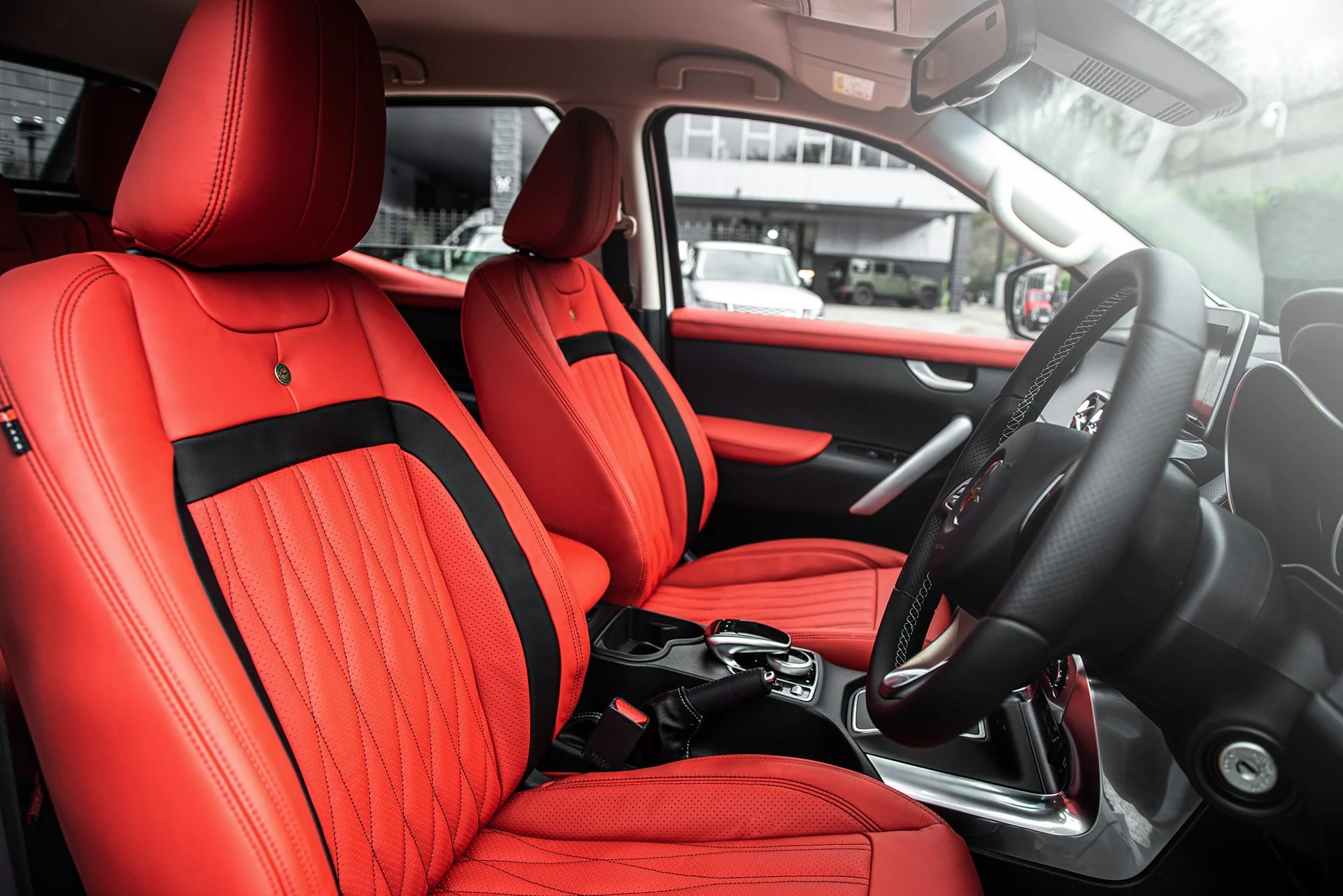 MERCEDES X-CLASS (2019 Onwards) Leather Interior - Image 17