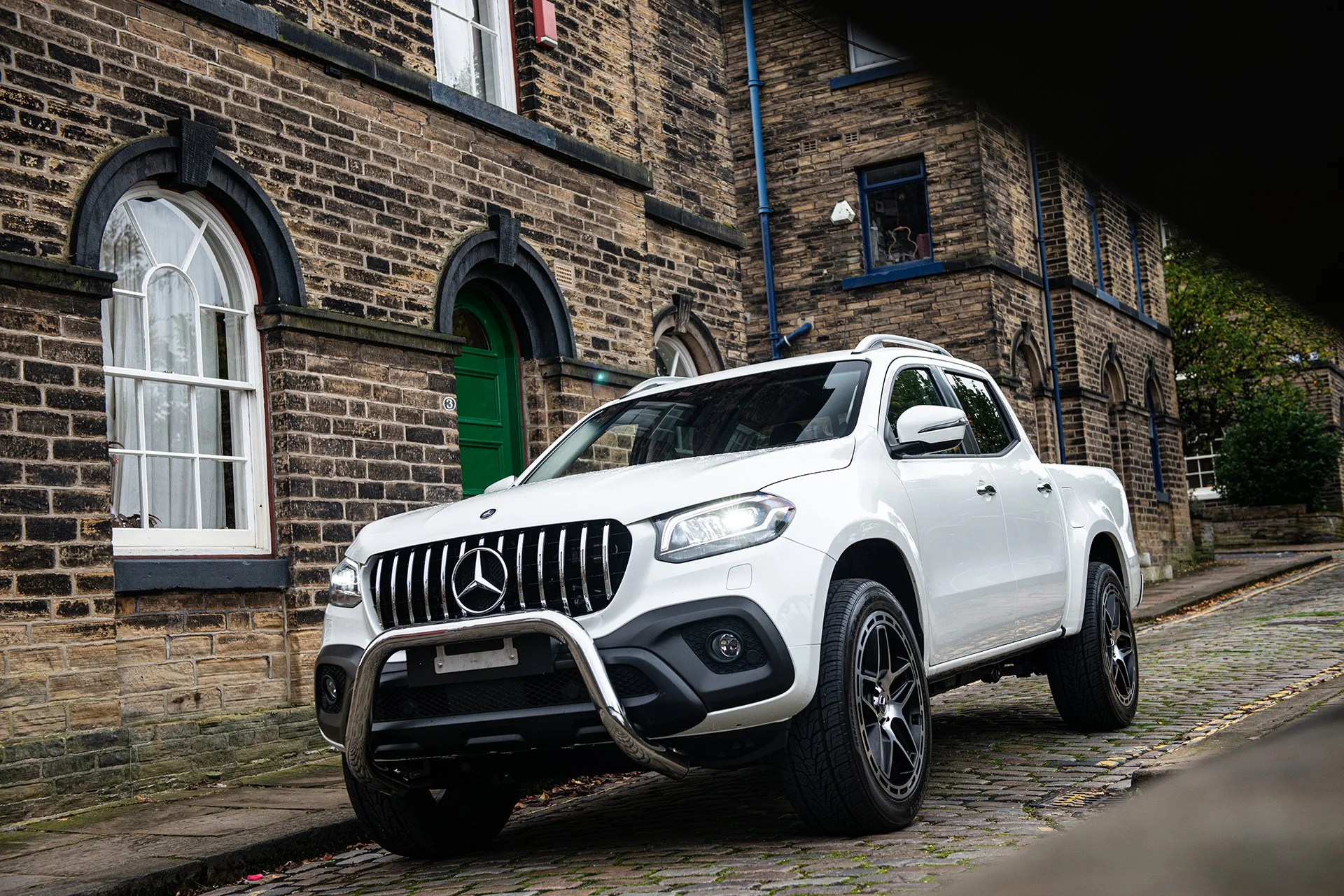 MERCEDES X-CLASS (2019 Onwards) GT Front Grille - Image 10
