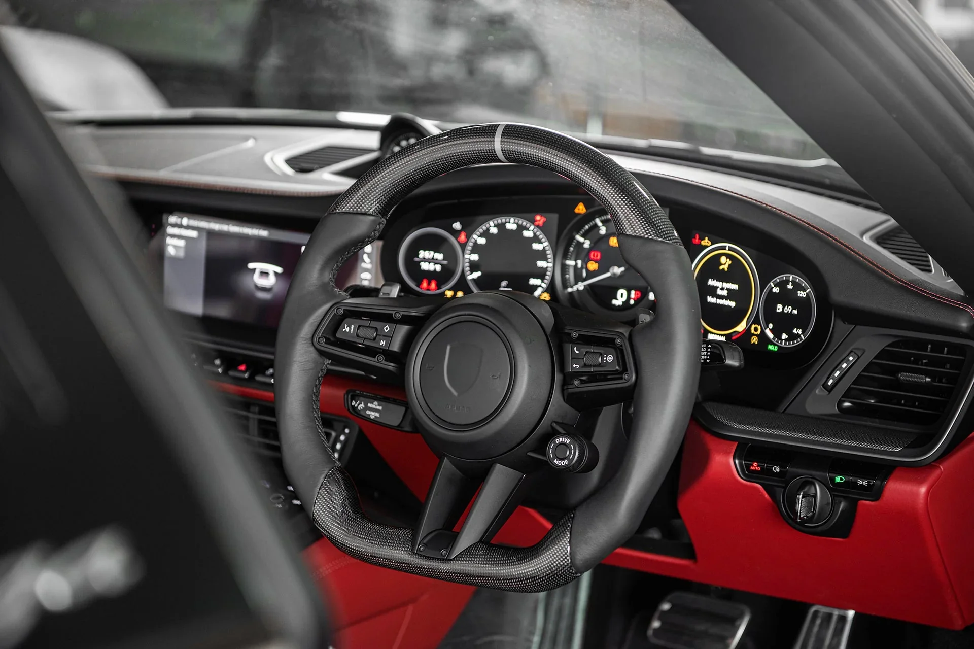 EXPOSED CARBON STEERING WHEEL Suitable for PORSCHE 911/992 (2019 Onwards) - Image 6