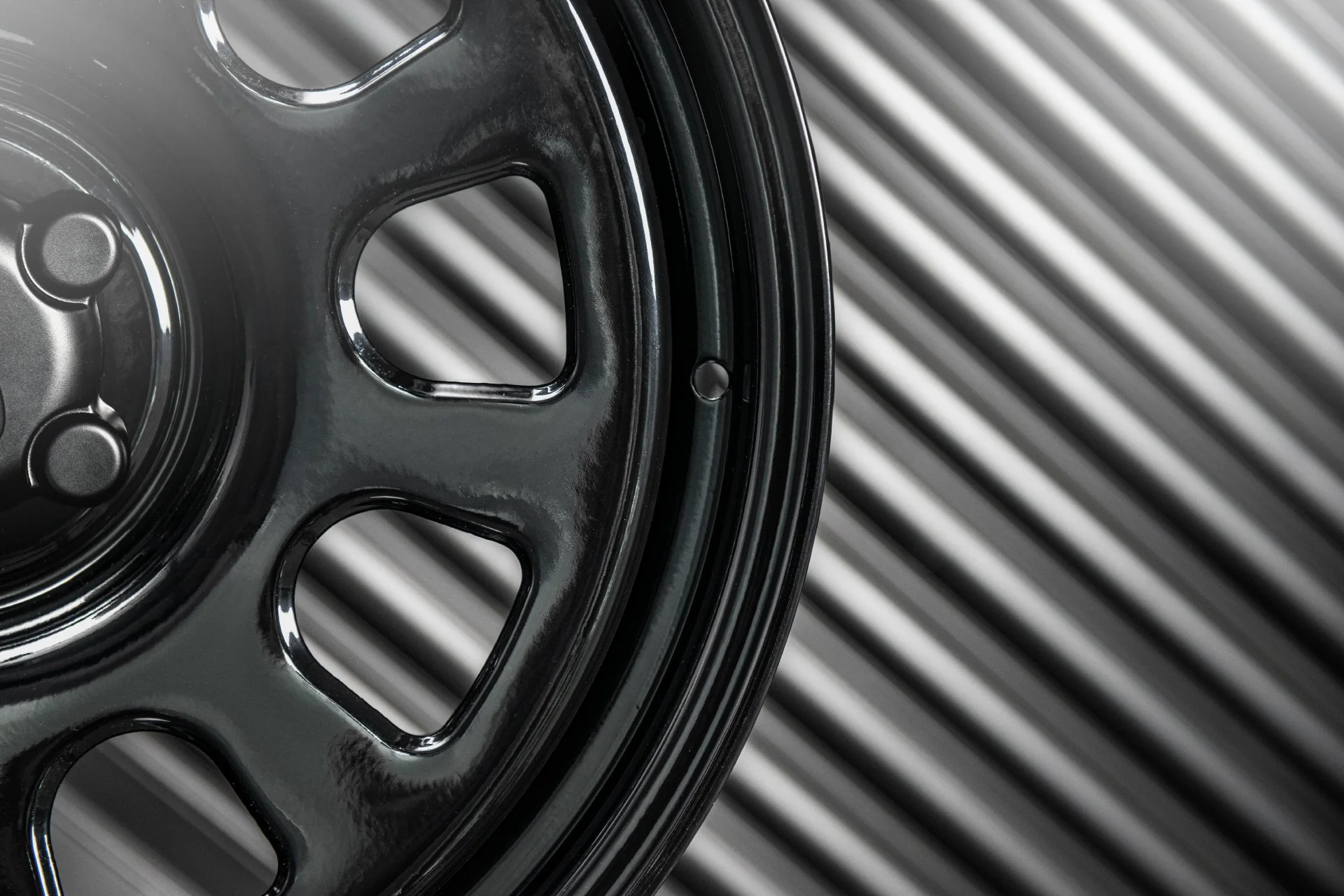 Range Rover (2002-2009) Overland Steel Wheel - Image 4