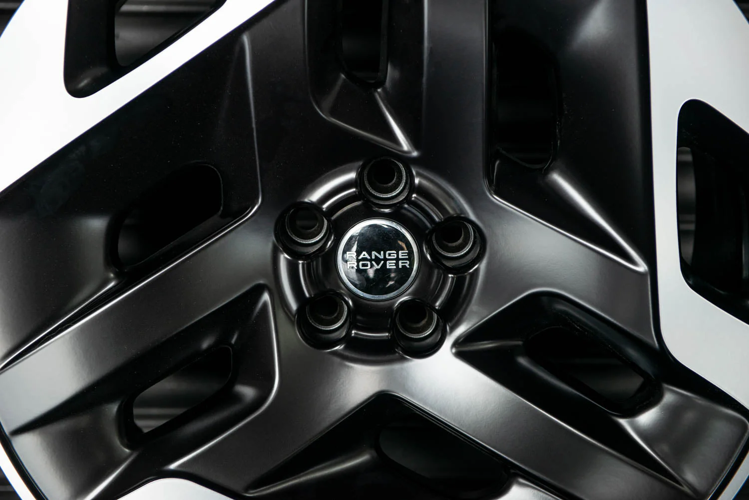 Range Rover (2018-2022) Type 33 Forged Alloy Wheels - Image 6