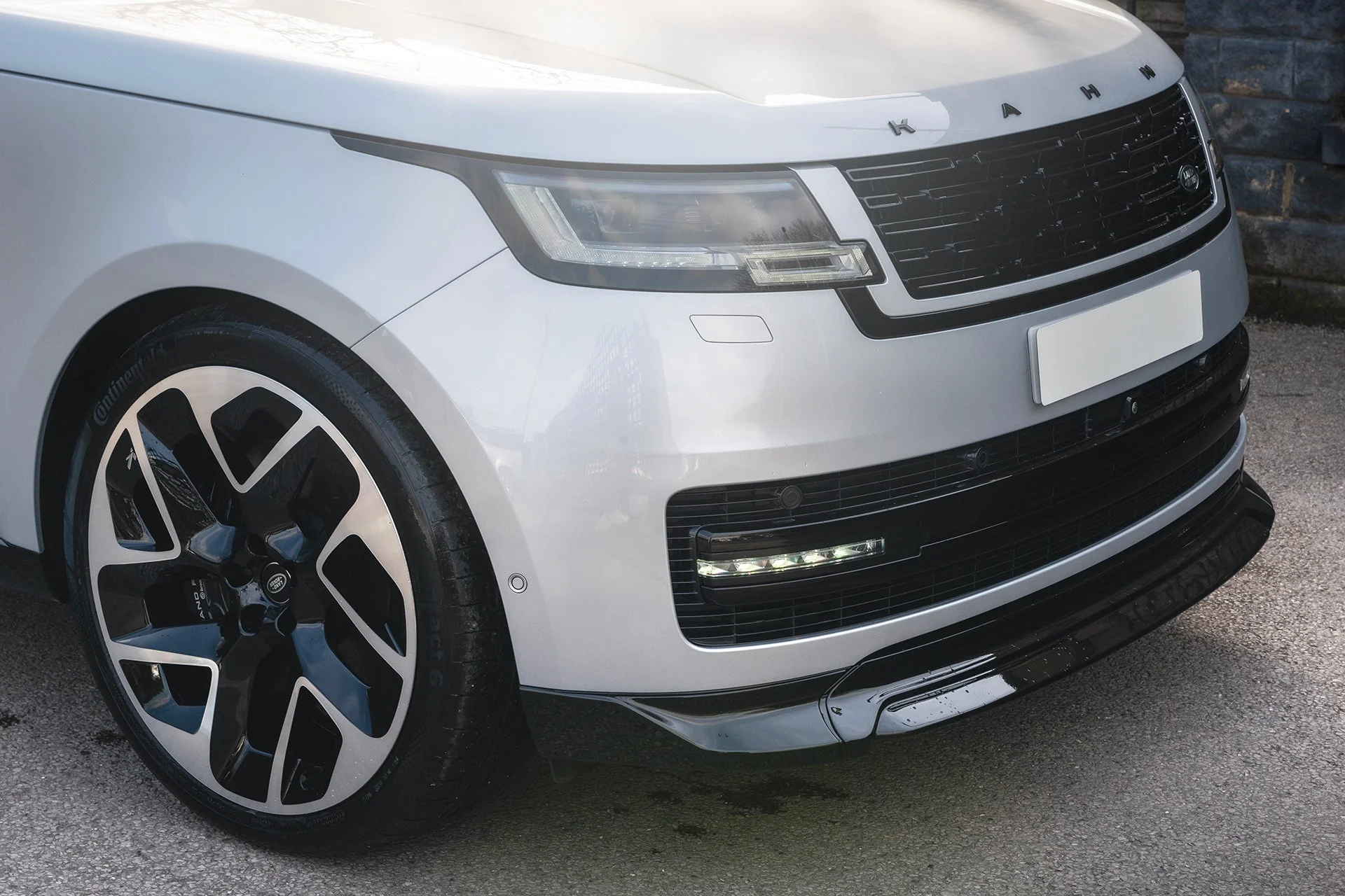 Range Rover (2022 Onwards) Redefined Body kit by Racing Green - Image 10