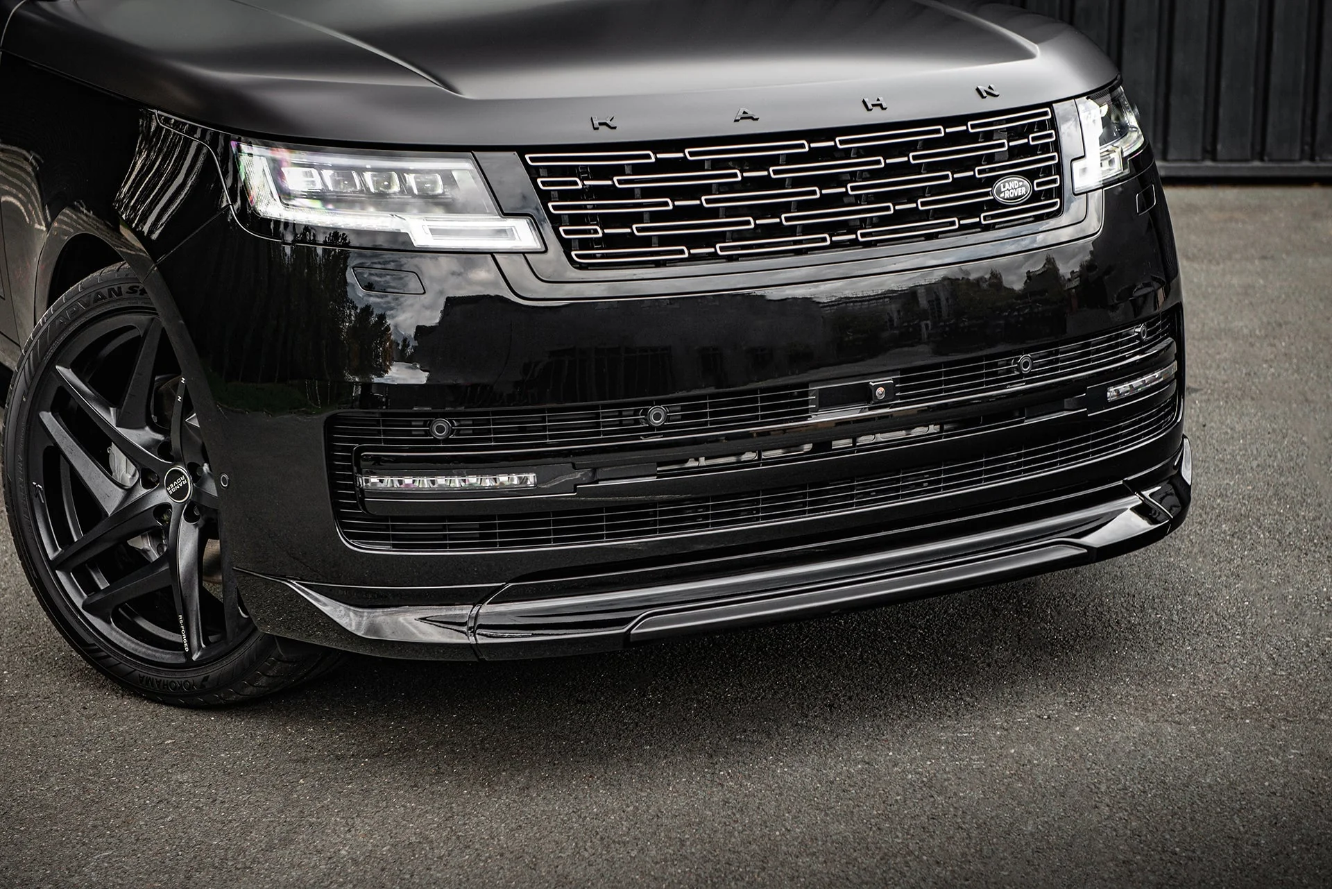 Range Rover (2022 Onwards) Redefined Body kit by Racing Green - Image 11