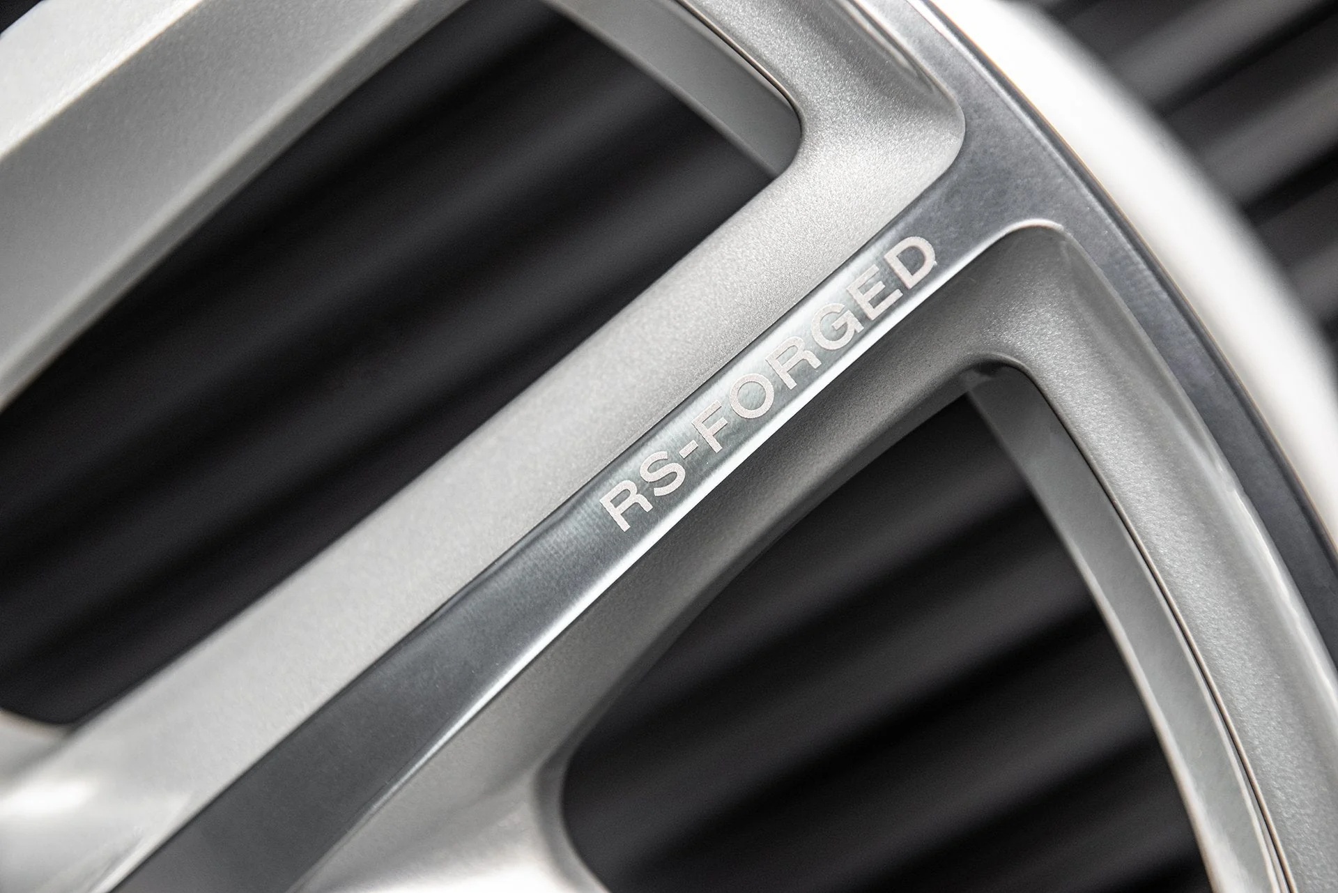 Range Rover (2022 Onwards) Type 52 RS-Forged Alloy Wheels - Image 19