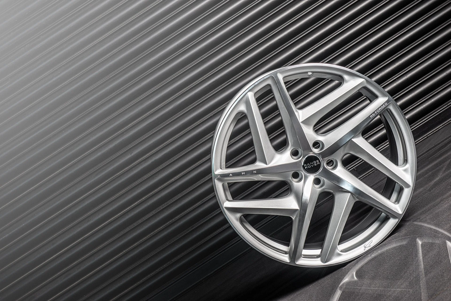 Range Rover (2022 Onwards) Type 52 RS-Forged Alloy Wheels - Image 22